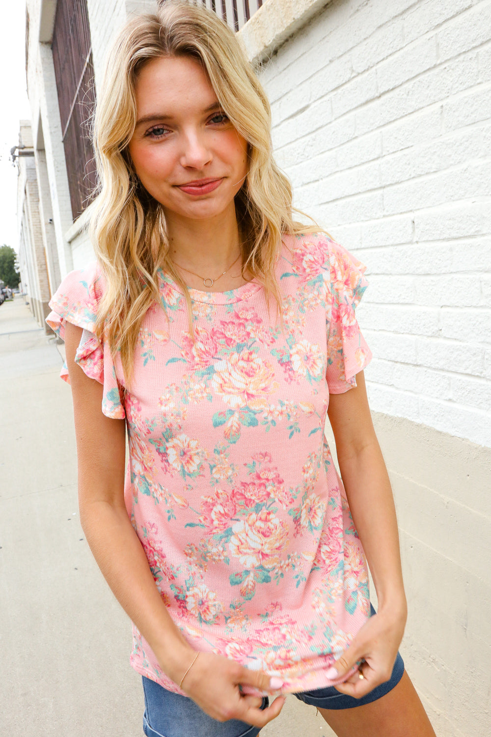 Find Love Pink Floral Print Flutter Sleeve Knit Top - Women's Romantic Blouse for Date Night & Spring Outfits