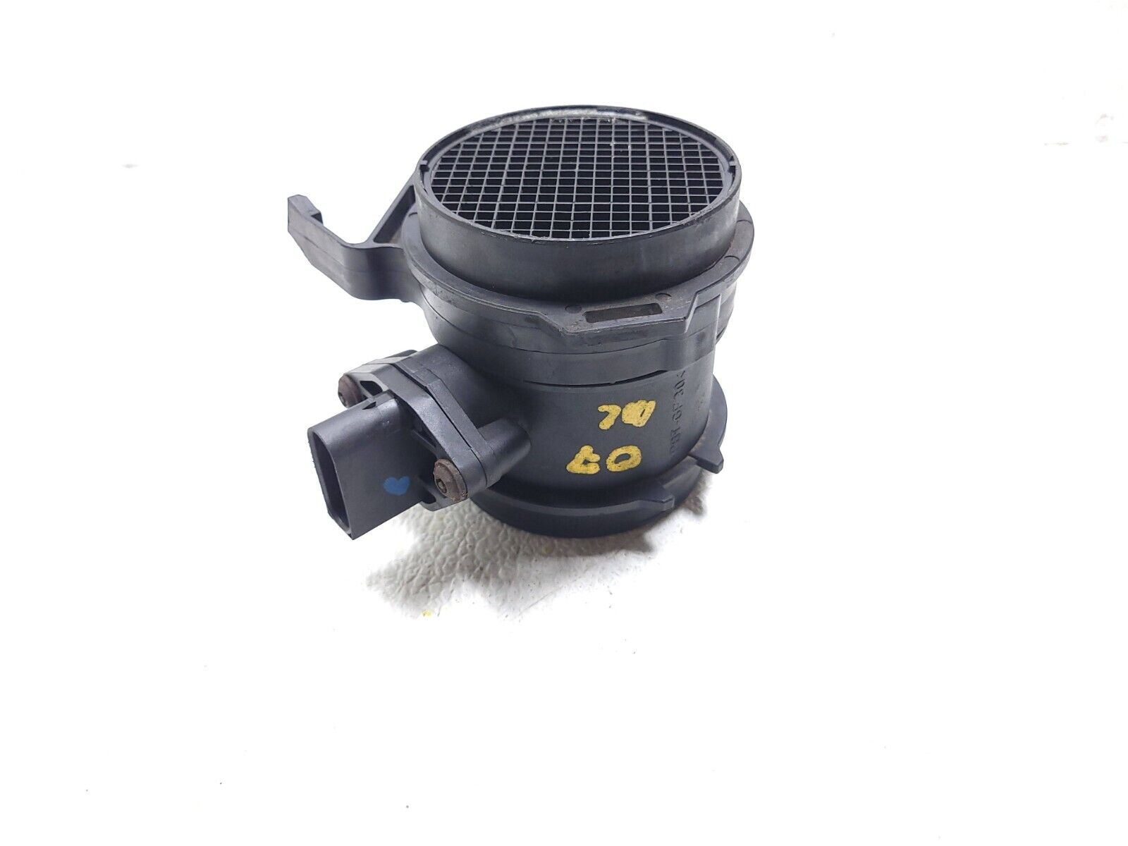 06-11 Mercedes ML500 MAF Mass Air Flow Sensor A1130940048 OEM Replacement - Improve Engine Performance & Fuel Efficiency for Smooth Driving