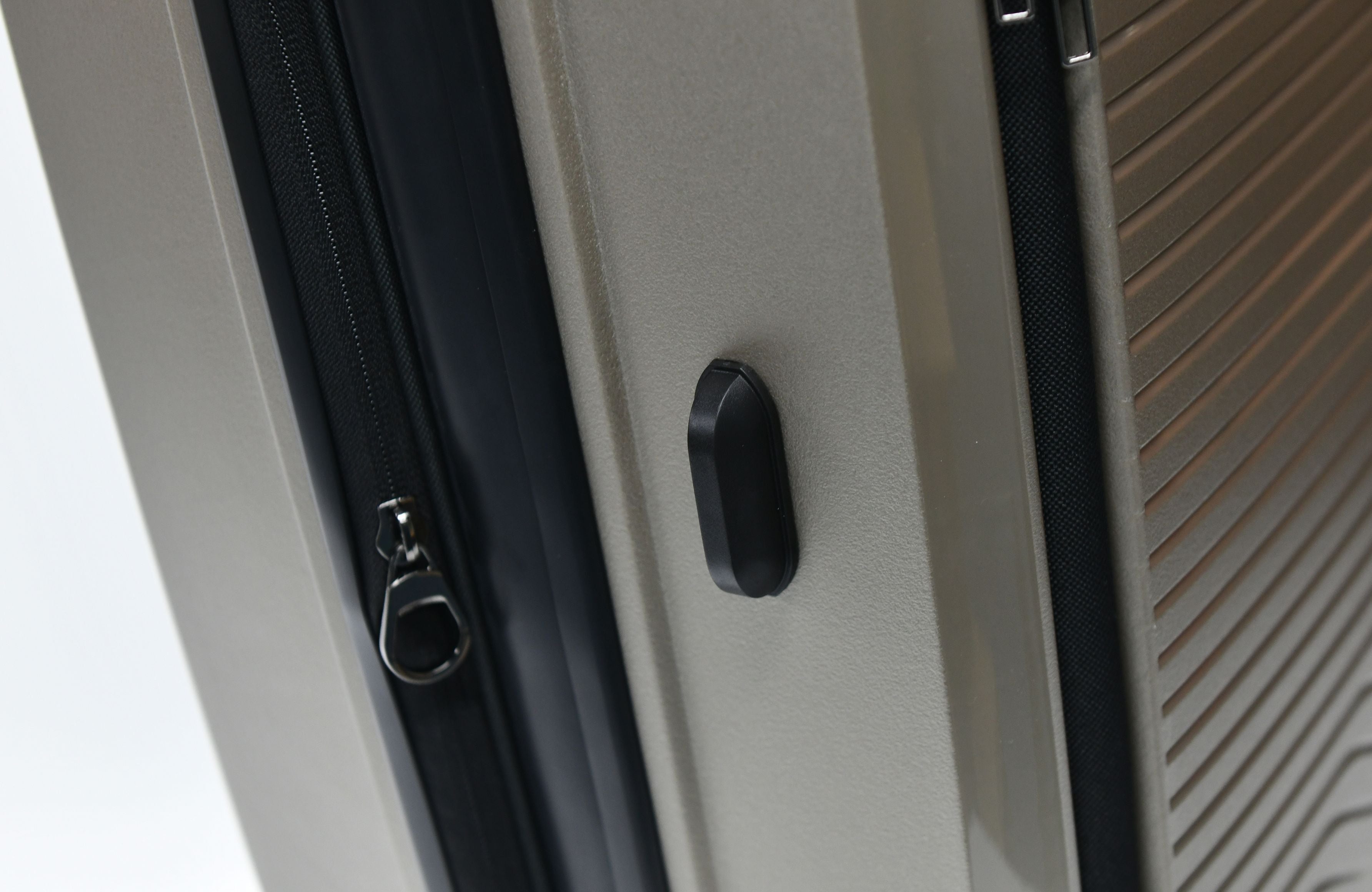 Tosca Space X 25in Medium Dual Opening Suitcase in Champagne - Perfect for Travel, Business Trips & Weekend Getaways