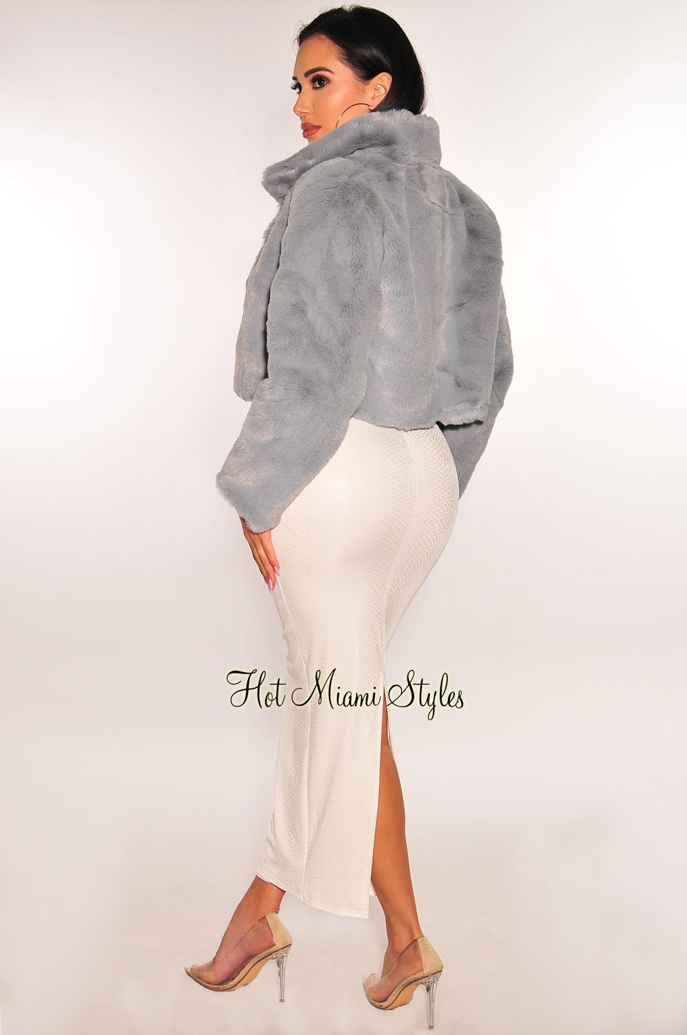 Dusty Blue Faux Fur Collar Long Sleeve Cropped Jacket for Women - Stylish Winter Outerwear for Casual Outings & Date Nights