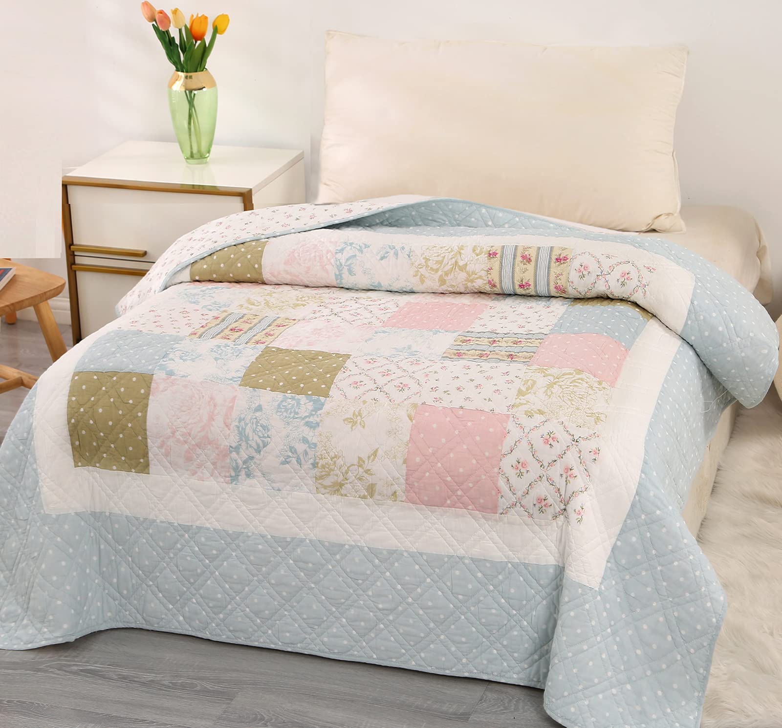 KINBEDY 100% Cotton Twin Size Patchwork Quilt - Reversible Blue Floral Print Blanket for Bed, Couch & Sofa (60