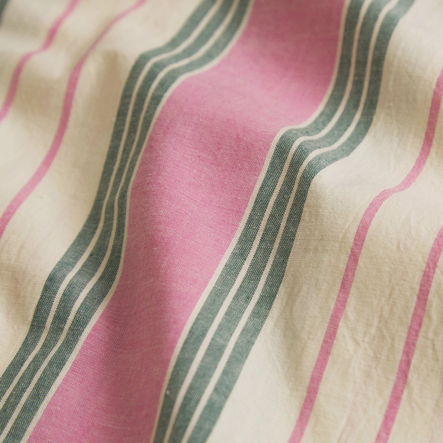 Brigitte Cotton Quilt Cover Set - Soft Premium Fuchsia Pink Bedding - Perfect for Master Bedroom, Guest Room & Cozy Home Decor