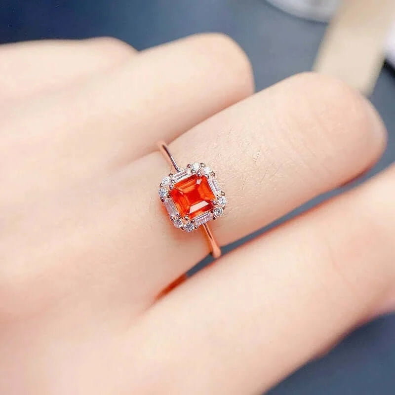 18K Gold Spessartite Garnet January Birthstone Ring for Women - Elegant Jewelry Gift for Birthday, Anniversary & Special Occasions | FME R359
