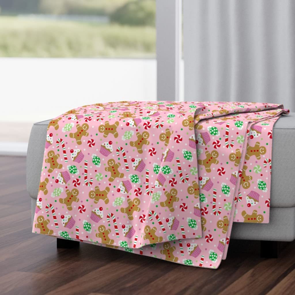 Soft Plush Minky Throw Blanket 50x70 Inches - Christmas Candy Treats Pink Cupcake Polka Dots Gingerbread Holiday Design | Cozy Gift for Winter, Home Decor, Sofa & Bed Use