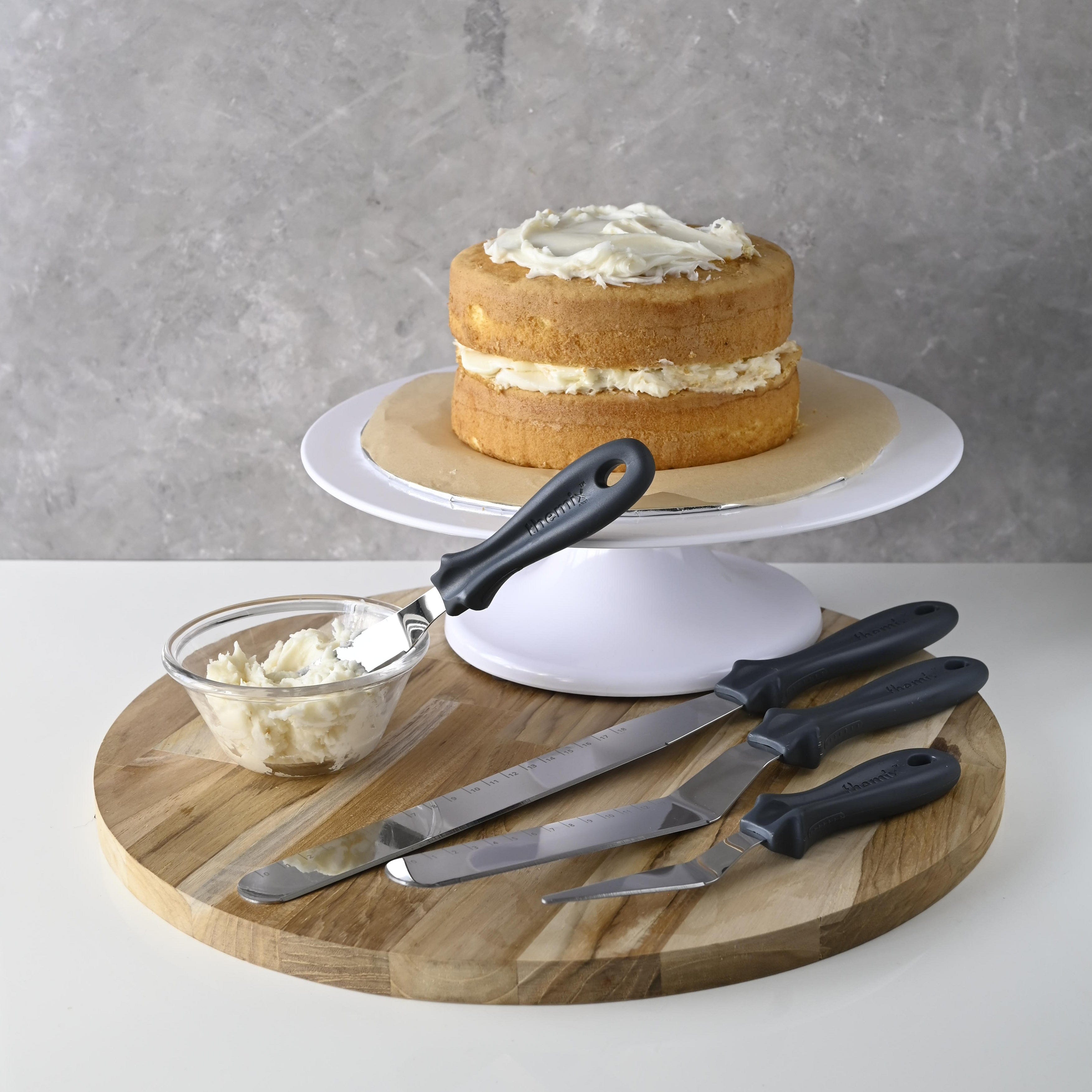Premium Cake Spatula Set - 3-Piece Stainless Steel Icing & Frosting Tools for Baking - Perfect for Cake Decorating, Cupcakes, Desserts & Home Baking