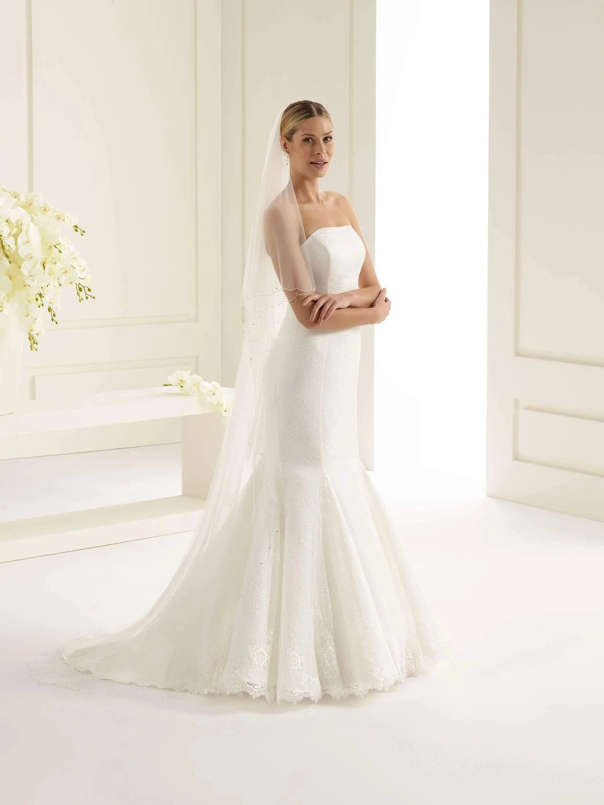 Elegant Chapel Length Two-Tier Wedding Veil with Glass Bead Edge & Swarovski Crystals - Soft Ivory Tulle Bridal Accessory (S206) | Perfect for Classic Church Weddings and Formal Bridal Looks
