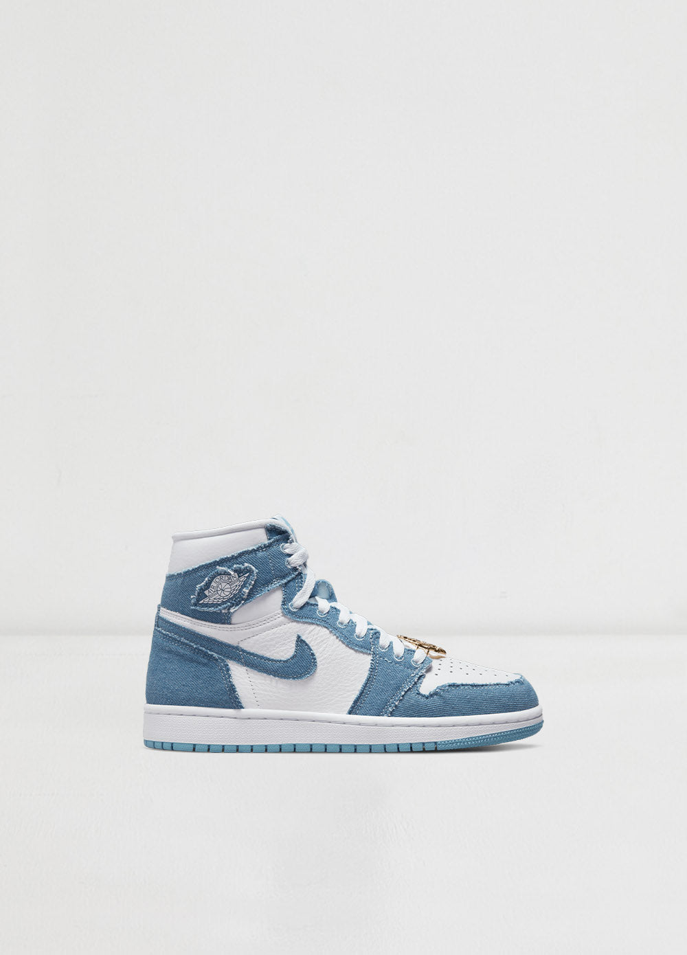 Air Jordan 1 Retro High OG 'Denim' Sneakers - Men's Basketball Shoes for Streetwear & Casual Style | Perfect for Sneaker Collectors & Fashion Enthusiasts
