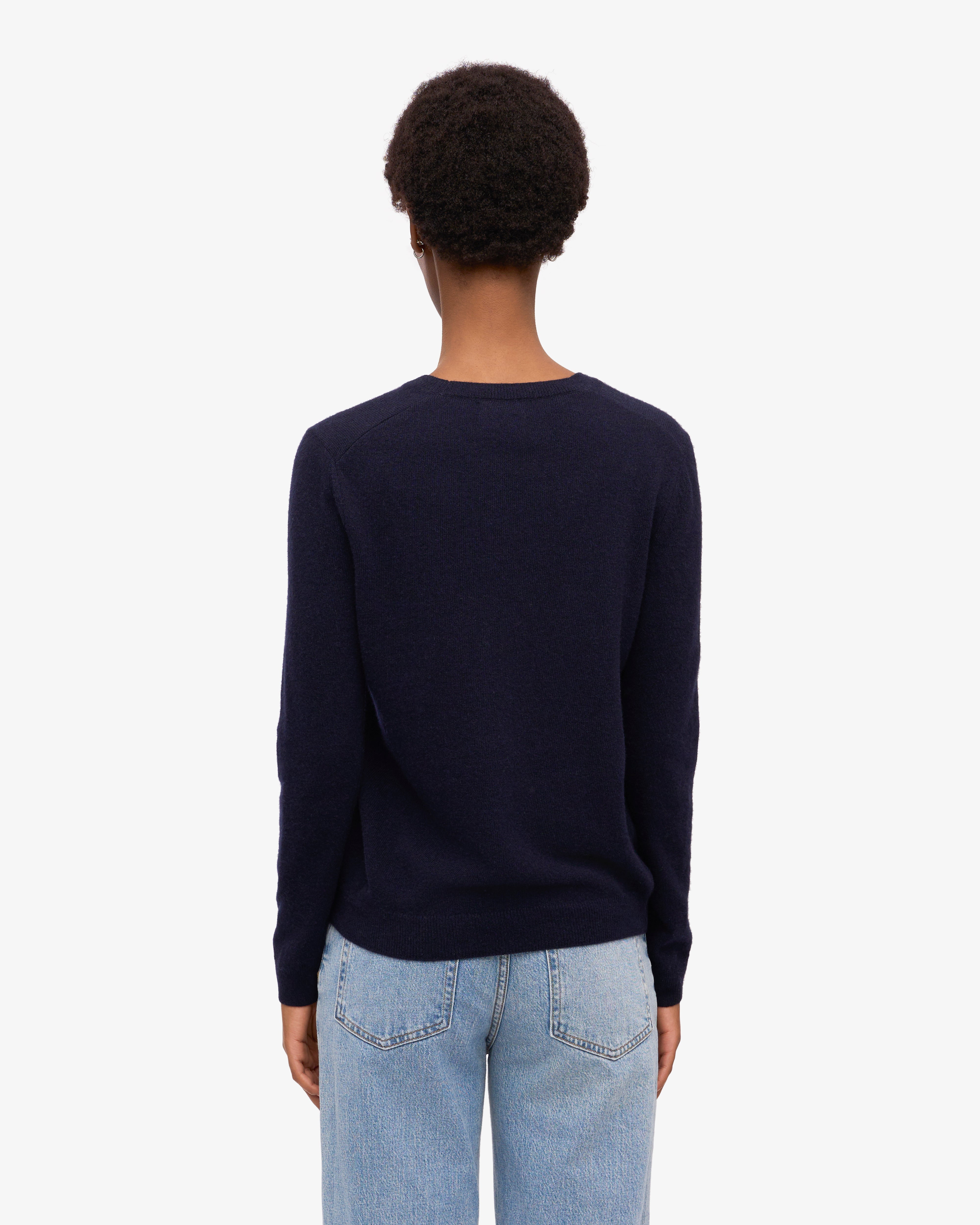 Women's Lightweight Merino Wool Crew Neck Sweater - Navy Blue | Soft & Warm Winter Pullover for Casual Outfits & Office Wear