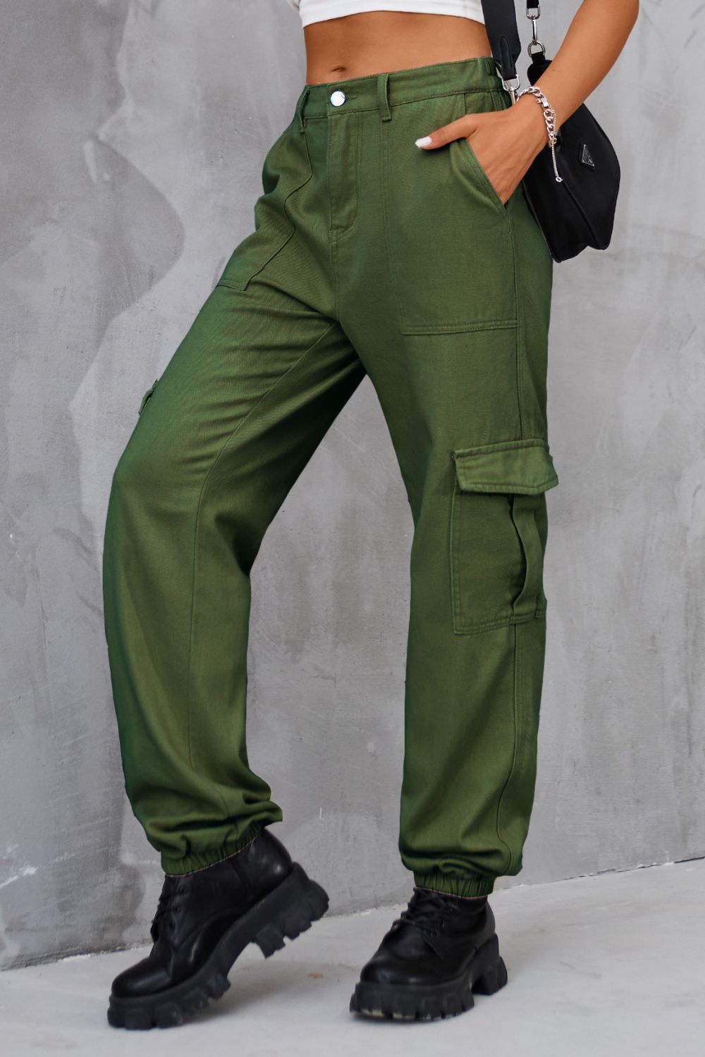 Stylish High Waist Button Fly Jeans with Functional Pockets - Perfect for Casual Outfits, Date Nights & Everyday Wear