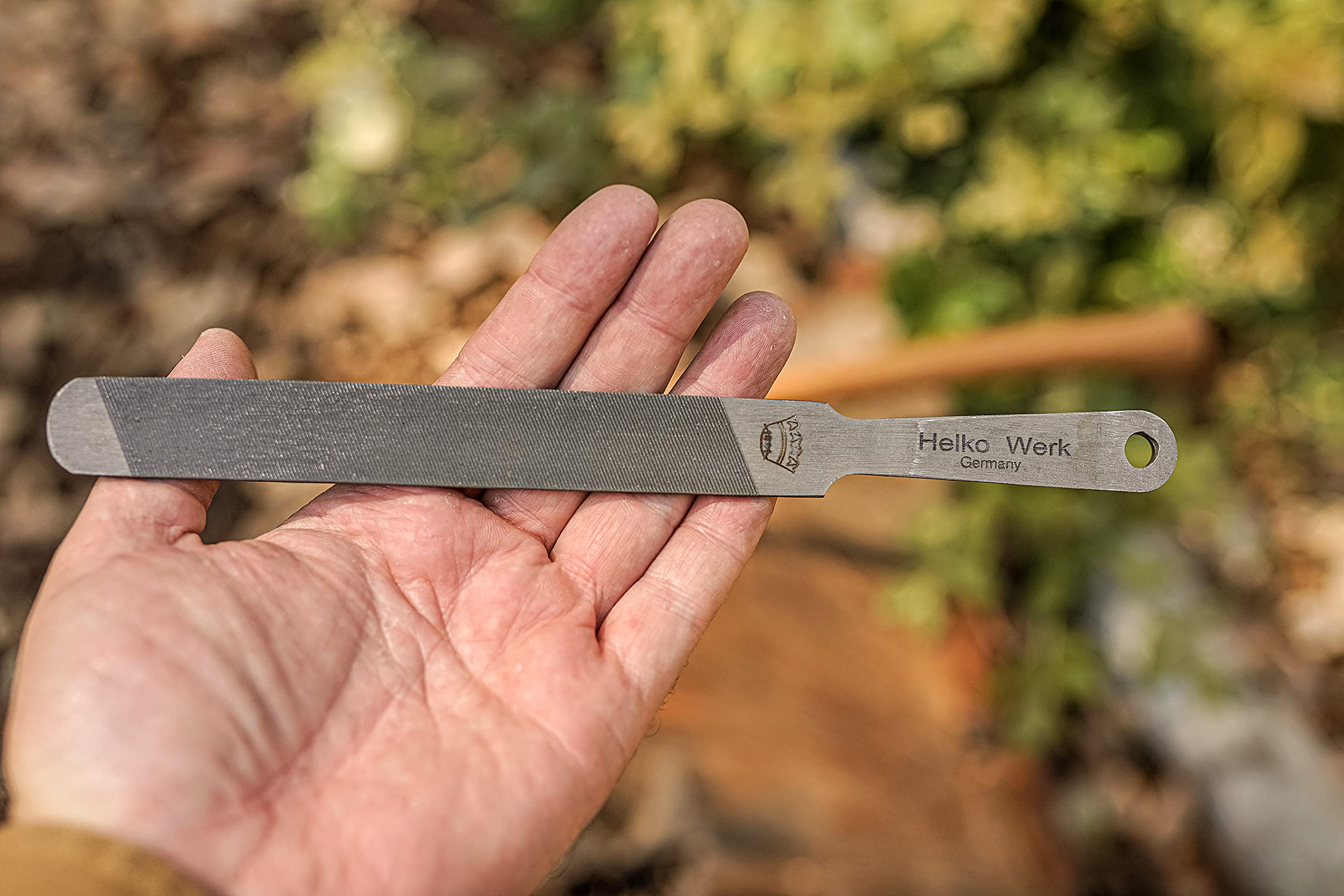 1844 Helko Werk Germany Dual Sided Axe Sharpening File - Professional Axe Sharpener with Single-Cut & Cross-Cut Metal File (Compact File #22101) - Perfect for Camping, Woodworking & Outdoor Tool Maintenance
