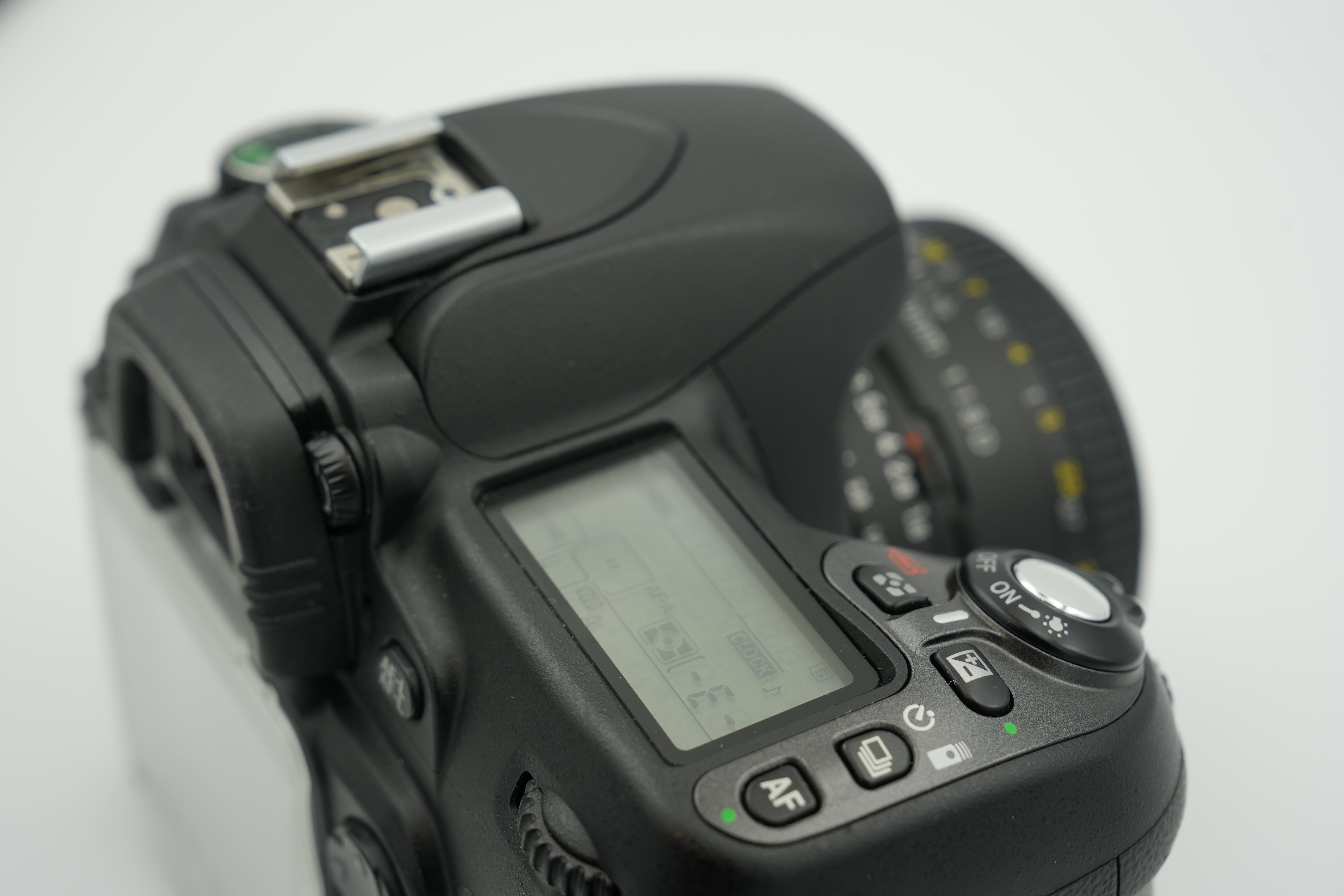 Refurbished Nikon D80 DSLR Camera with AF NIKKOR 50mm f/1.8 D Lens - Perfect for Portrait Photography & Low Light Shooting