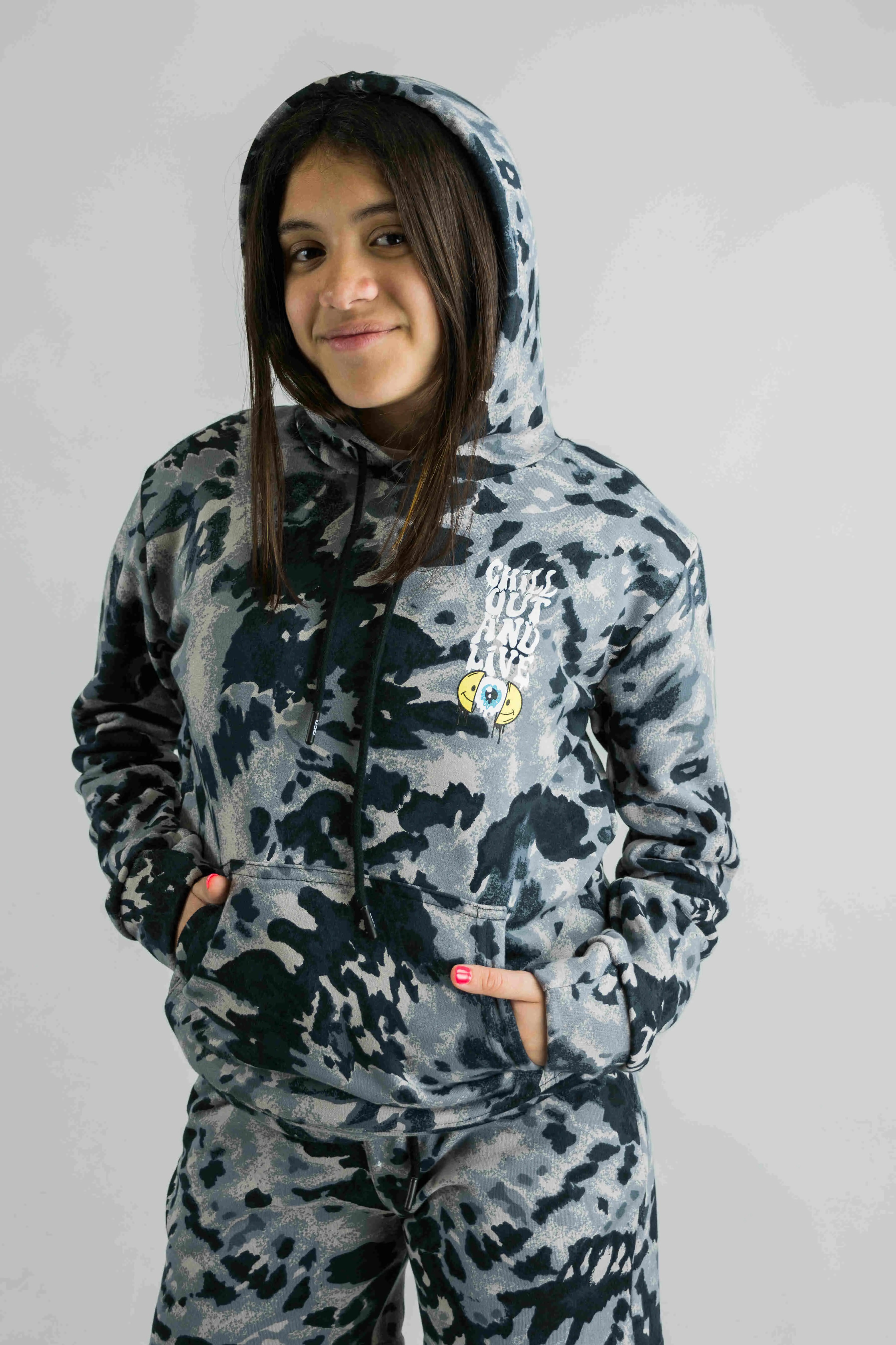 Unisex Melbourne Batik Black Hoodie - Stylish & Comfortable Pullover for Men & Women - Perfect for Casual Wear, Street Fashion & Outdoor Activities