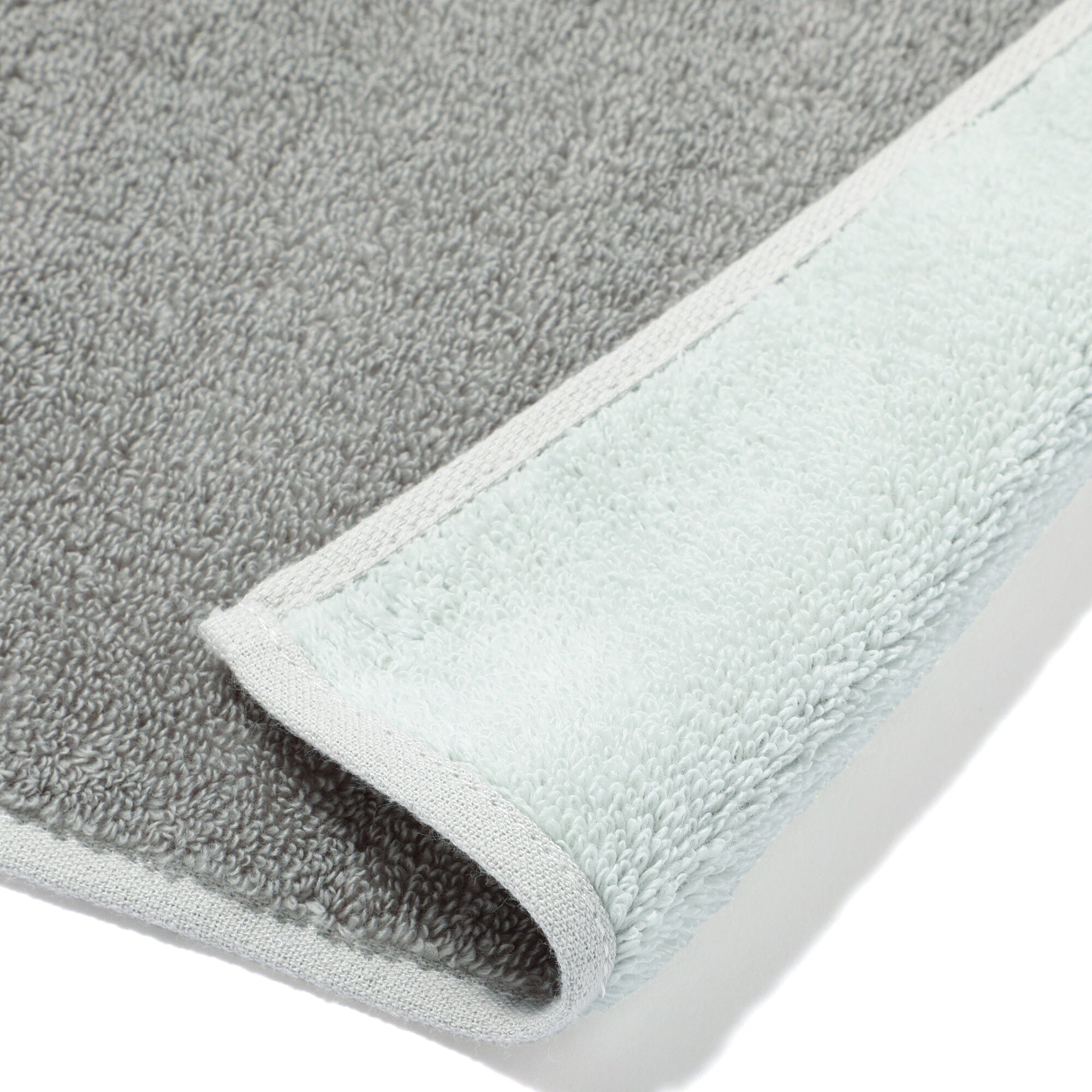 Premium Mini Bath Towel - Soft & Absorbent Dark Gray Hand Towel for Spa, Gym, Travel & Everyday Use