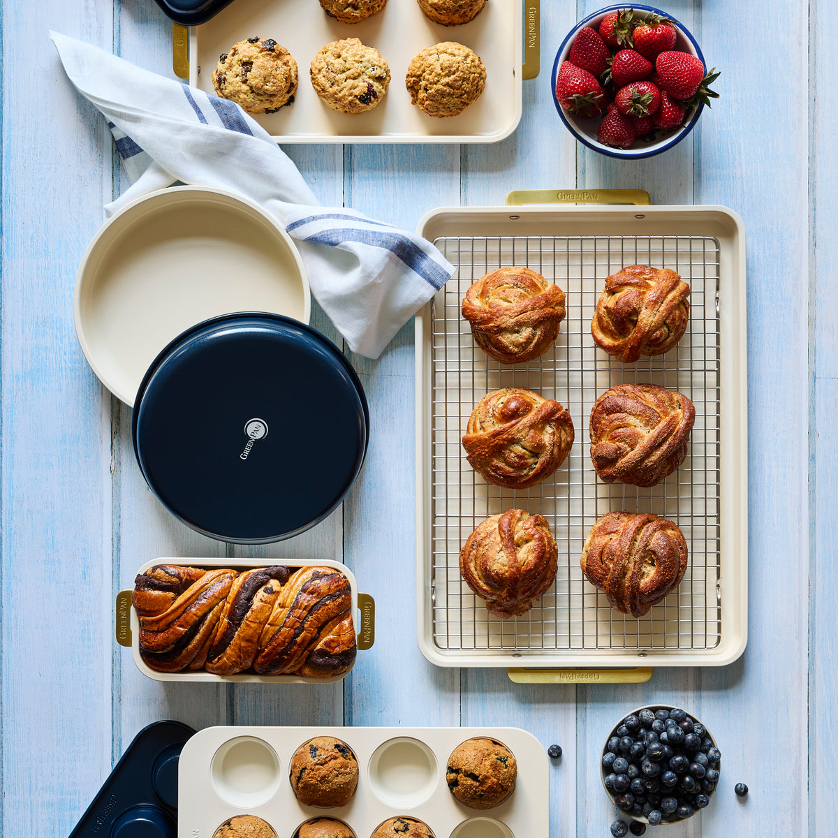 Premium Reserve Bakeware 13 x 18 Inch Half Sheet Pan - Heavy Duty Cookie Baking Sheet, Nonstick & Rust Resistant - Perfect for Baking Cookies, Roasting Vegetables, and Meal Prep
