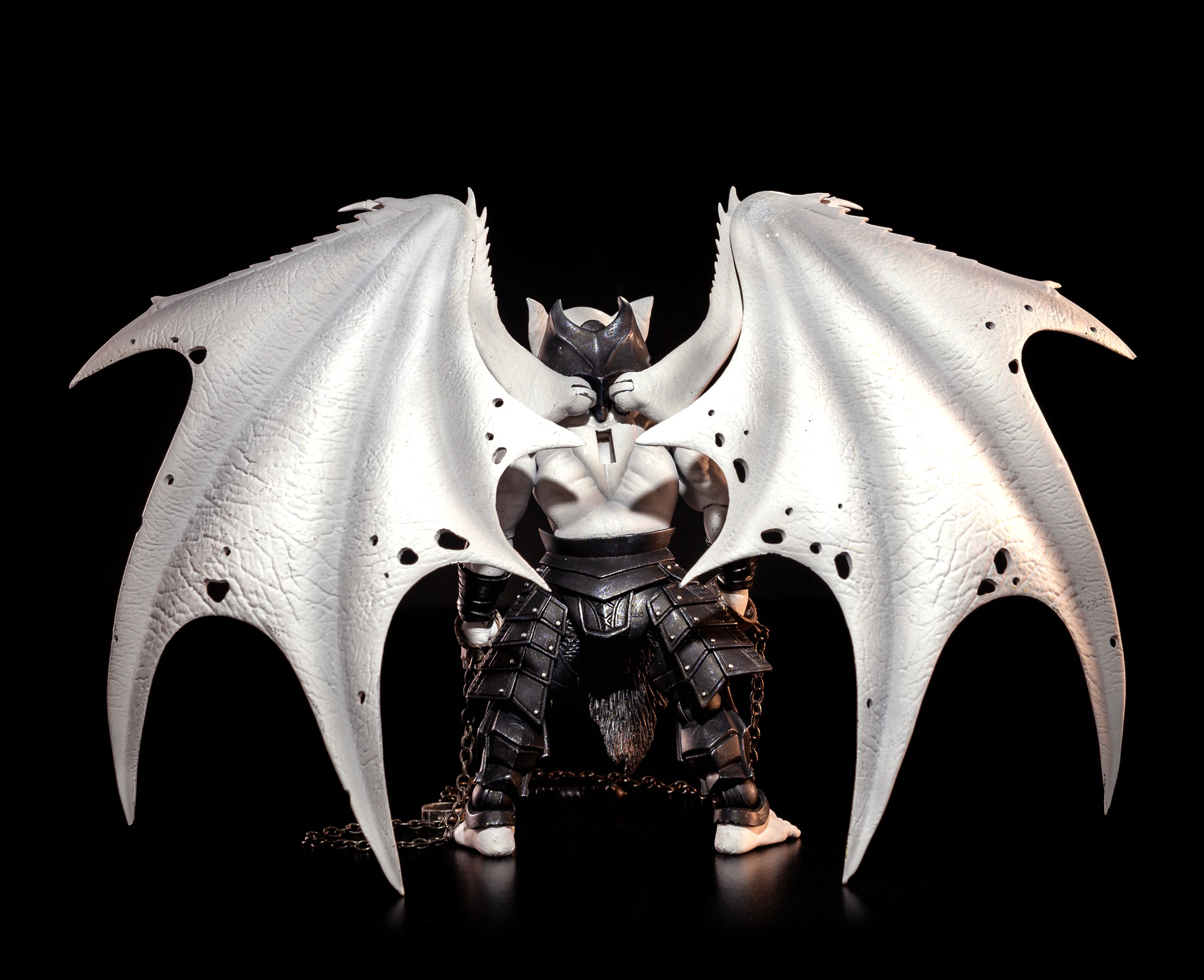 Mythic Legions Deluxe Action Figure - Illythia's Brood Vargg | Highly Detailed Collectible Toy for Fantasy Fans & Role-Playing Games (RPG) | Perfect for Display, Cosplay, and Tabletop Gaming