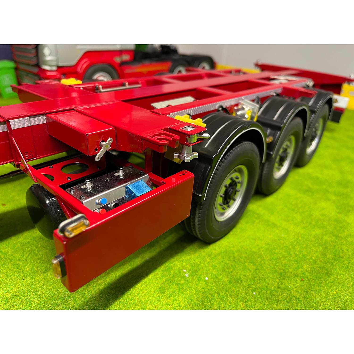 FuryBear 3-Axle Stretchable Frame Trailer for 1/14 Scale RC Tractor Trucks | DIY Radio Controlled Car Accessory | Perfect for Hobby Models & Servo Upgrades | Ideal for RC Truck Shows & Off-Road Simulation