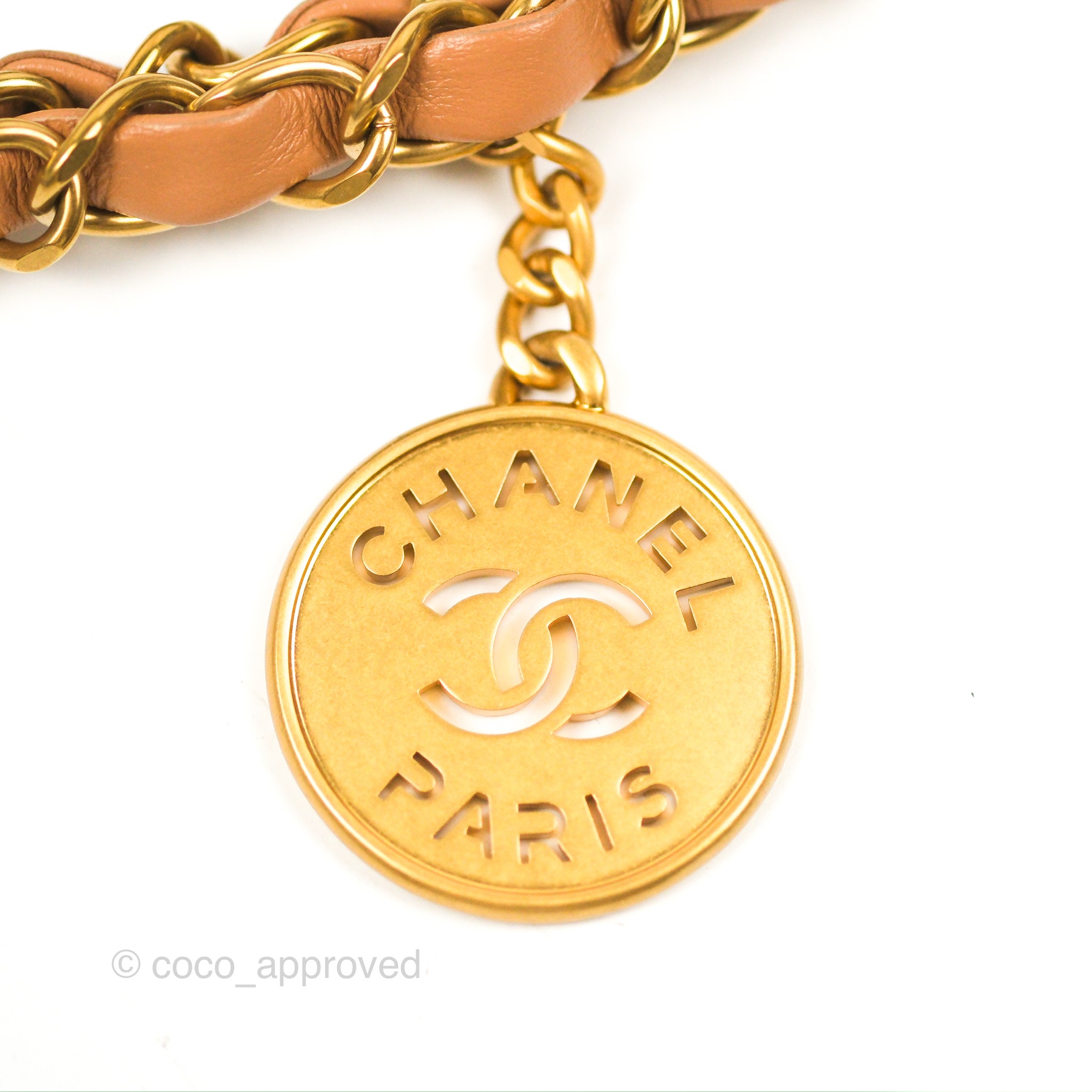 Chanel 22 Small Handbag in Caramel Beige Shiny Calfskin Leather with Aged Gold Hardware - Perfect for Everyday Use & Luxury Fashion Accessories