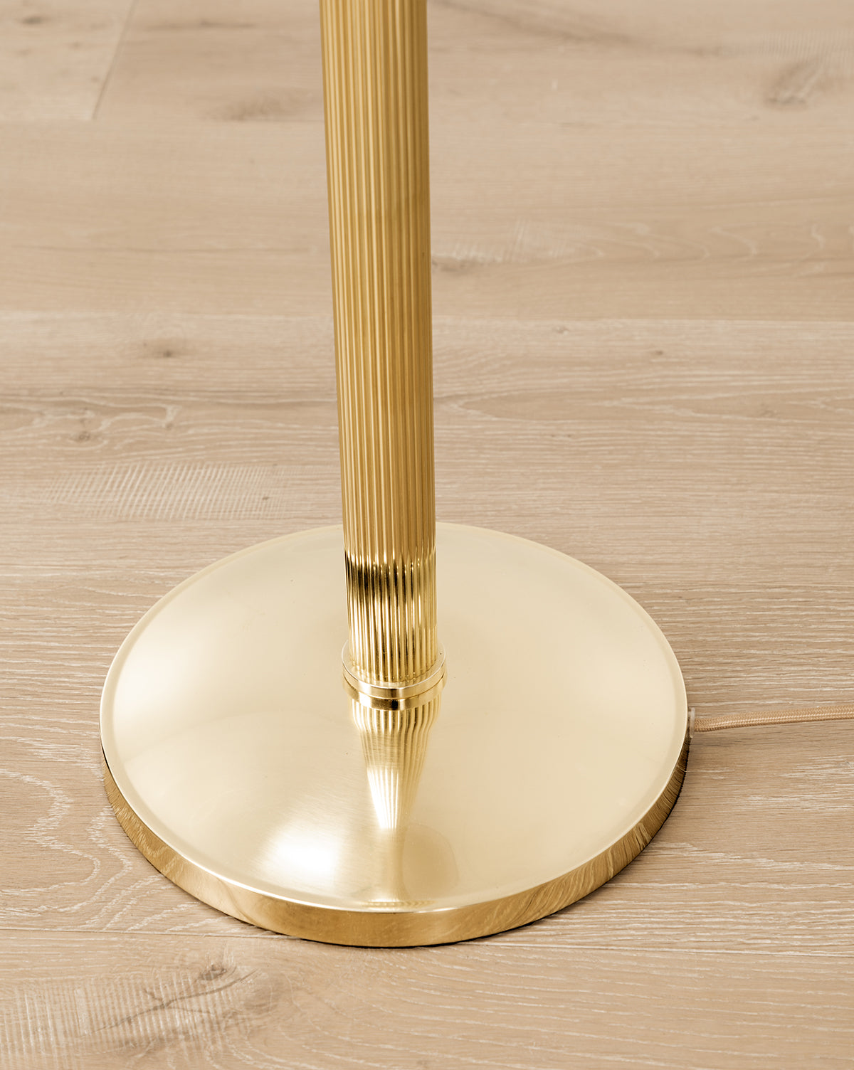 Townes Modern Floor Lamp - Adjustable Height LED Standing Light for Living Room, Bedroom & Office - Warm White & Cool White Dimmable Lighting for Reading, Relaxing & Working