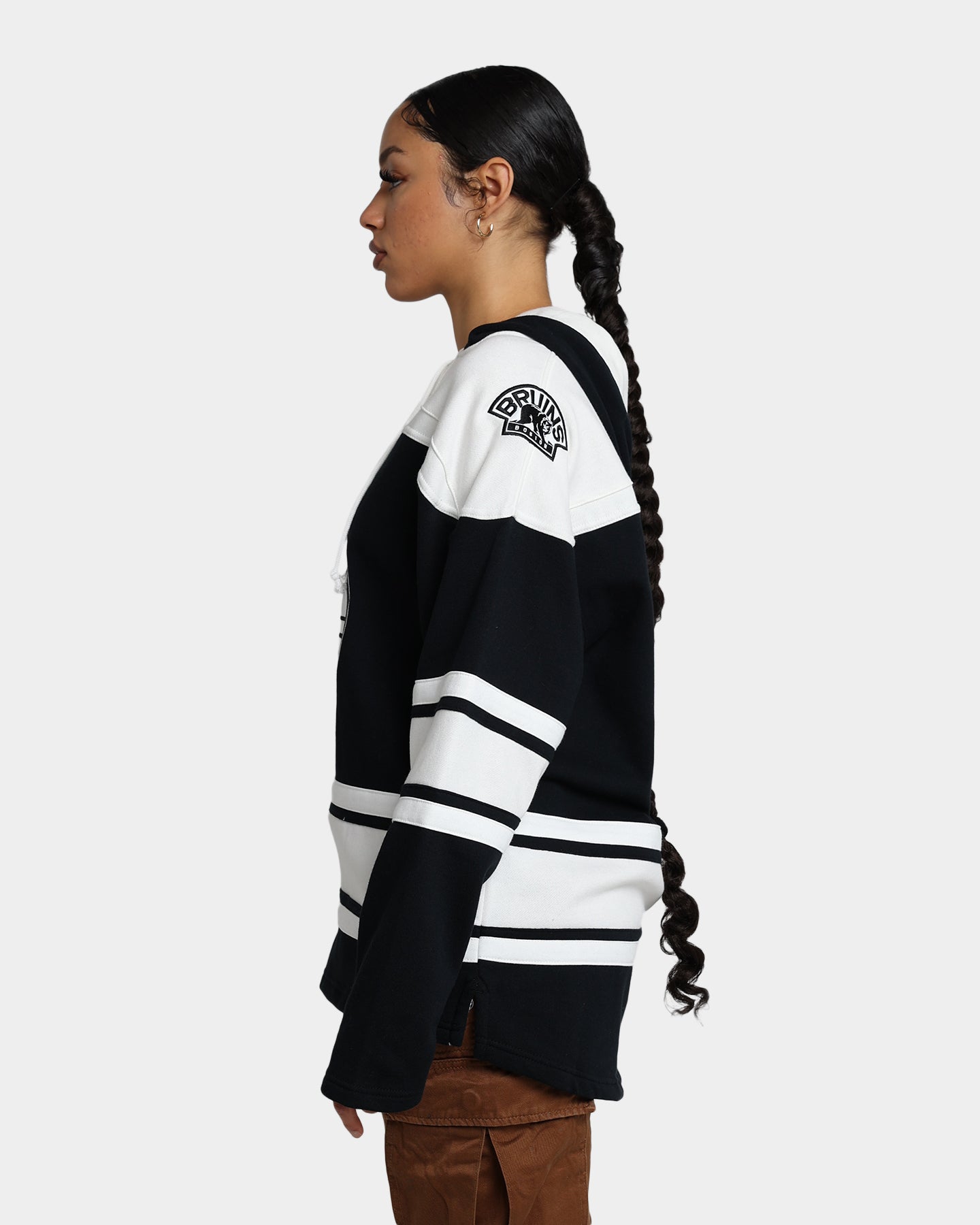 47 Brand Boston Bruins Superior Lacer Hoodie - Men's NHL Hockey Pullover Sweatshirt - Jet Black - Warm Fleece Lined for Winter Games & Casual Wear