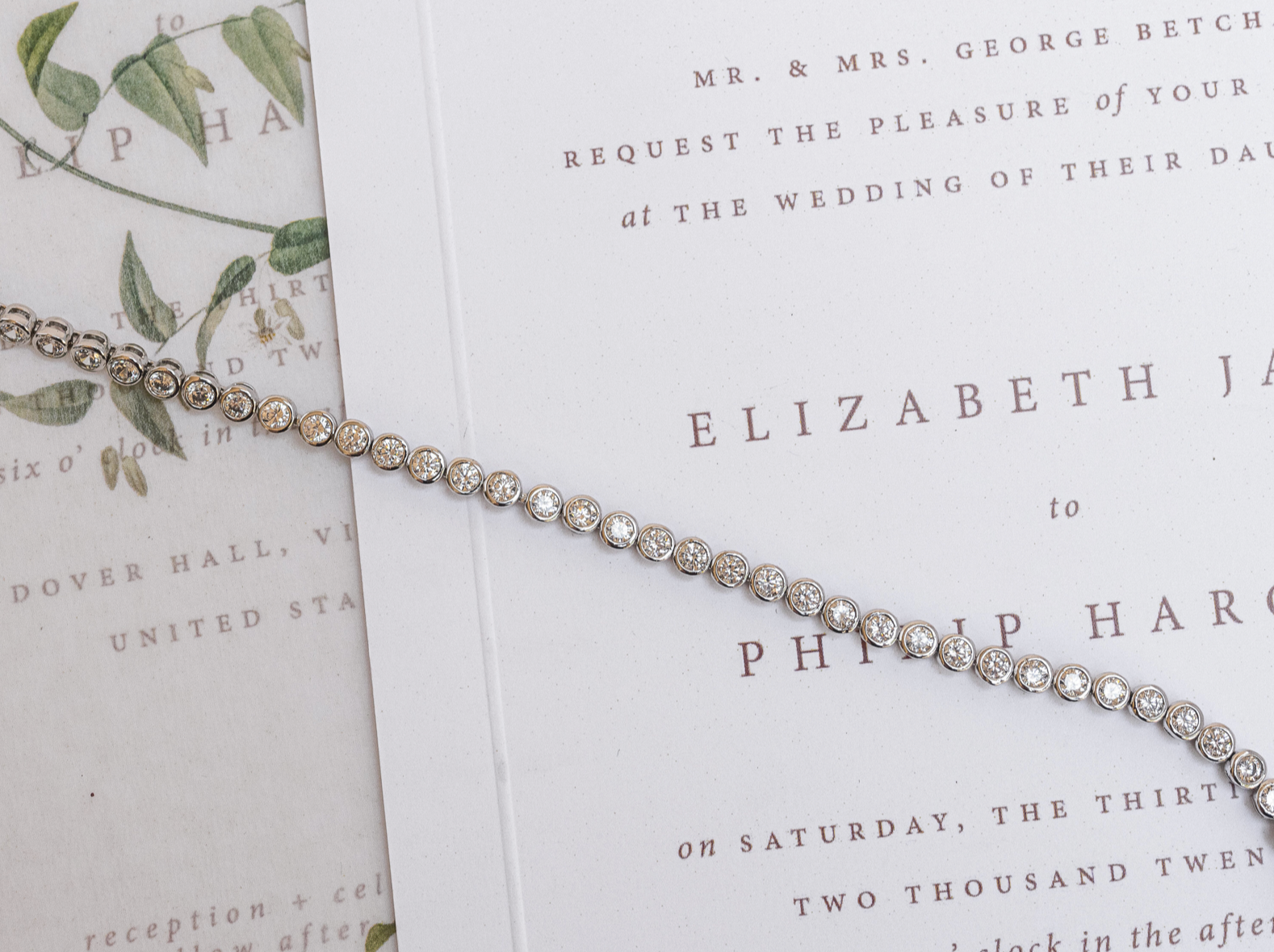 Lily Classic Round Crystal Bridal Bracelet - Elegant Wedding Jewelry for Bride, Bridesmaid & Special Occasions | Perfect for Weddings, Anniversaries & Formal Events