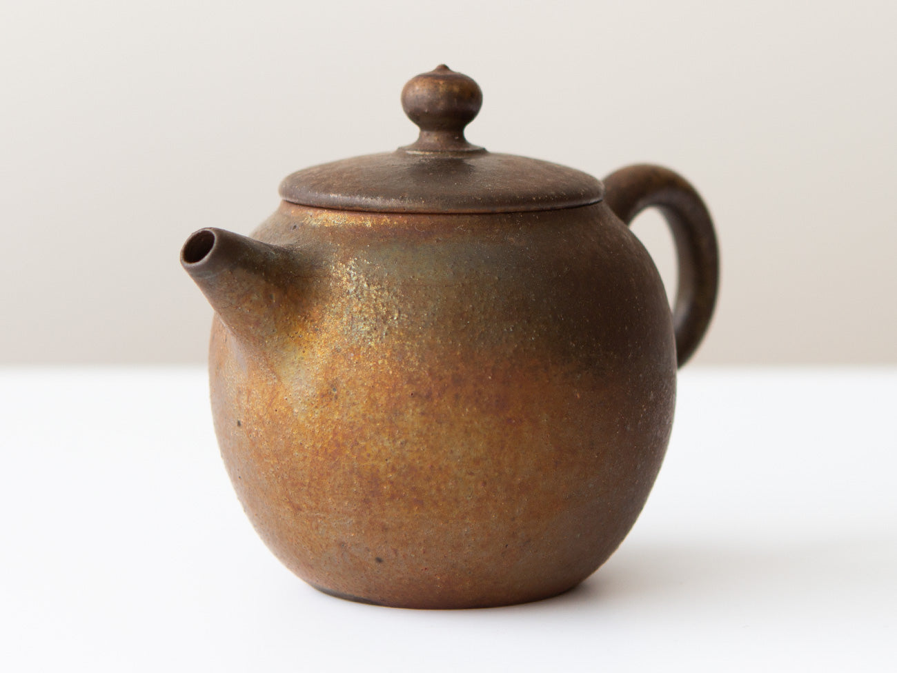 Premium Cast Iron Teapot No. 2 - Japanese Style Traditional Iron Tea Pot with Infuser - Perfect for Loose Leaf Tea, Matcha, Herbal Tea Brewing at Home or Office