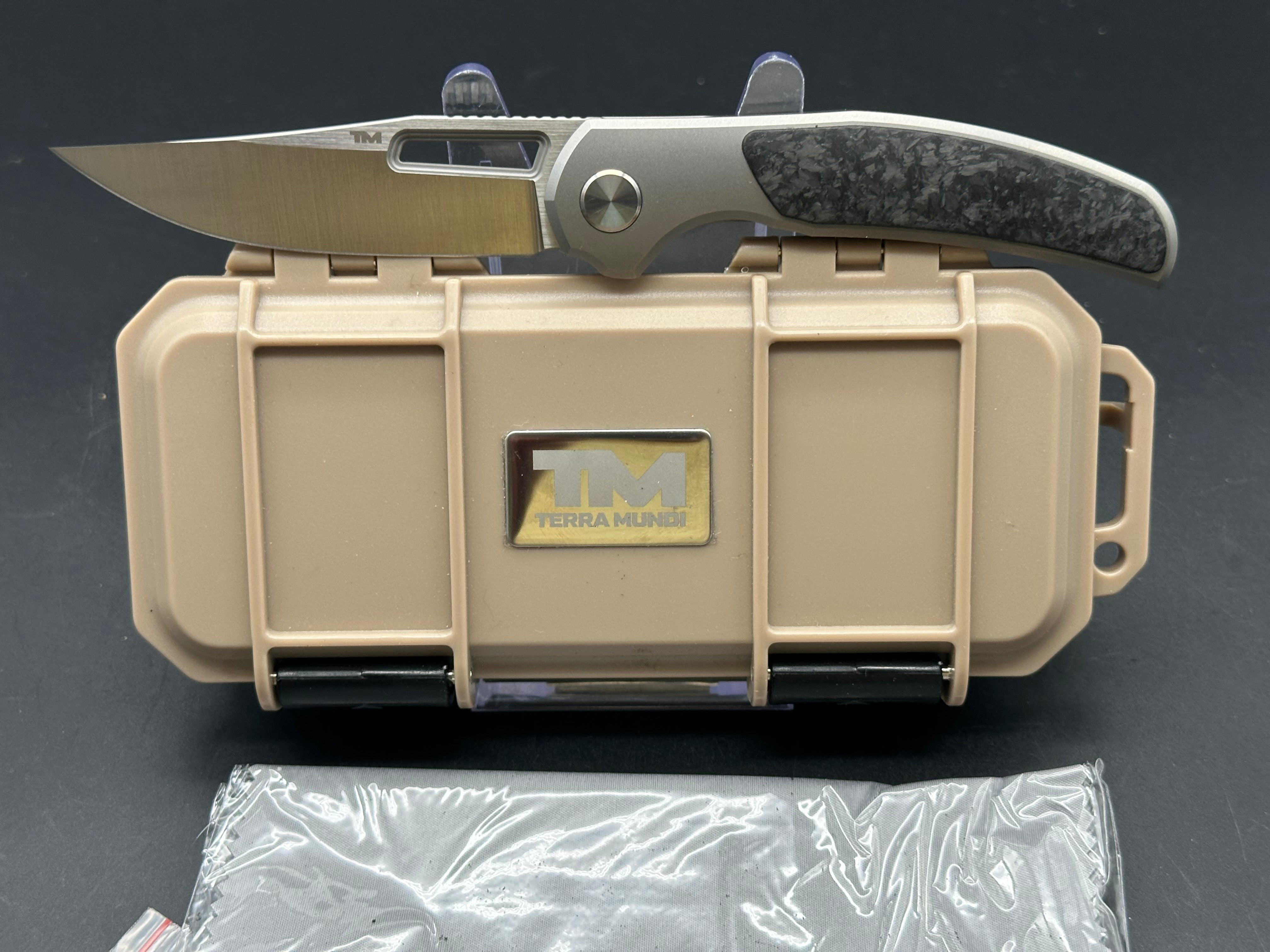 B'yond EDC Rey Integral Frame Lock Knife - Titanium & Carbon Fiber Folding Pocket Knife (3.25