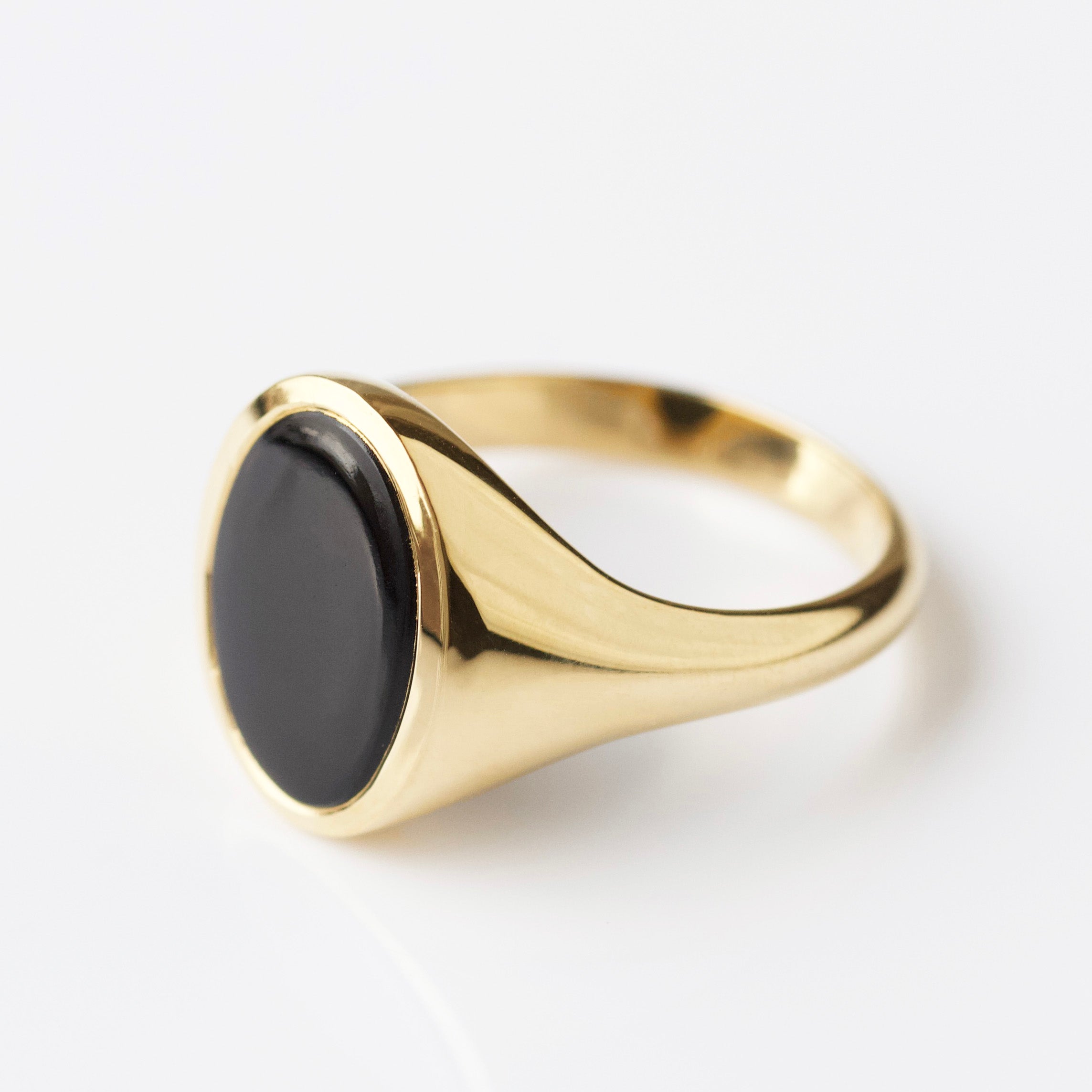 Onyx Oval Signet Ring for Men - Elegant & Durable Jewelry for Everyday Wear, Gifts & Special Occasions