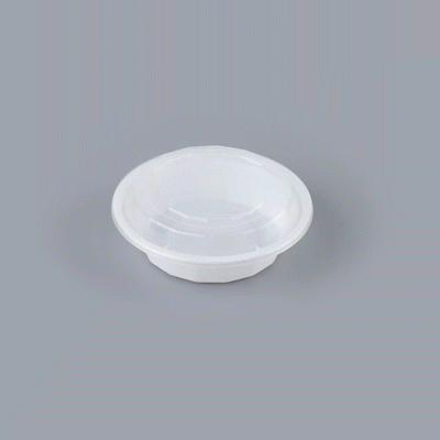 16 oz Round White Plastic Food Storage Containers with Clear Lids - Microwave Safe, 6.25
