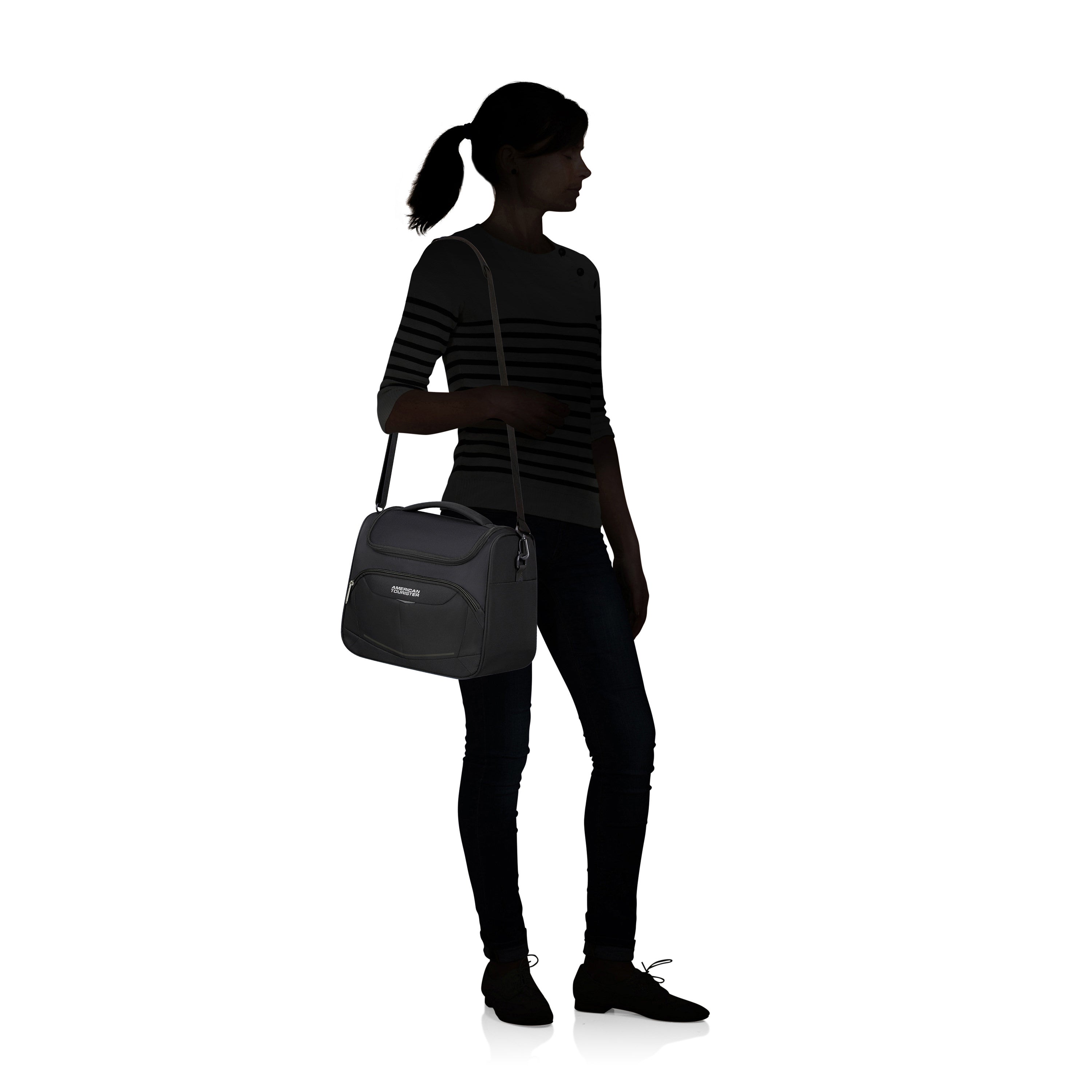 American Tourister Summerride Large Toiletry Bag for Travel - Waterproof Cosmetic Makeup Organizer with Hanging Hook, Perfect for Vacation, Gym & Business Trips (Black)