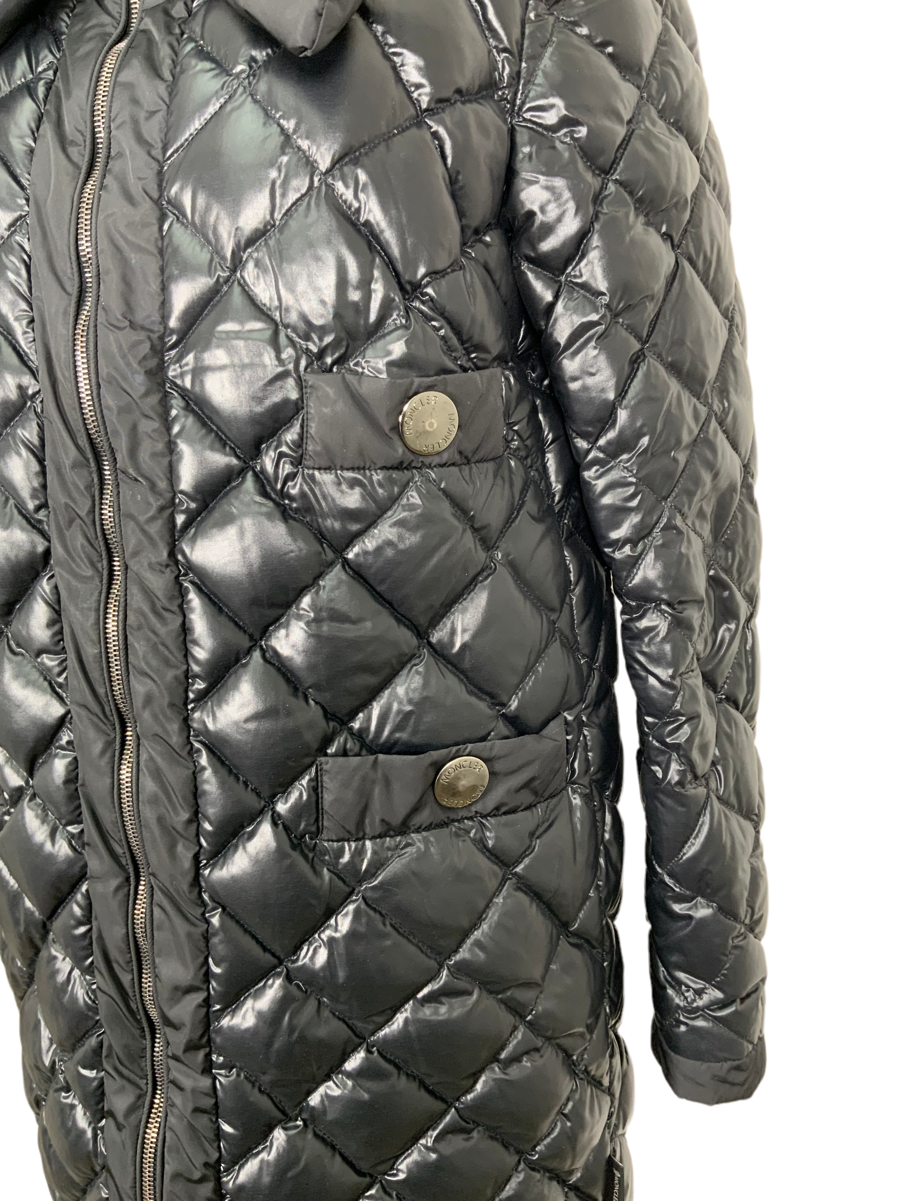 MONCLER Quilted Puffy Jacket for Women & Men - Lightweight Winter Coat, Waterproof Down Jacket, Size M - Perfect for Skiing, Hiking & Cold Weather Fashion