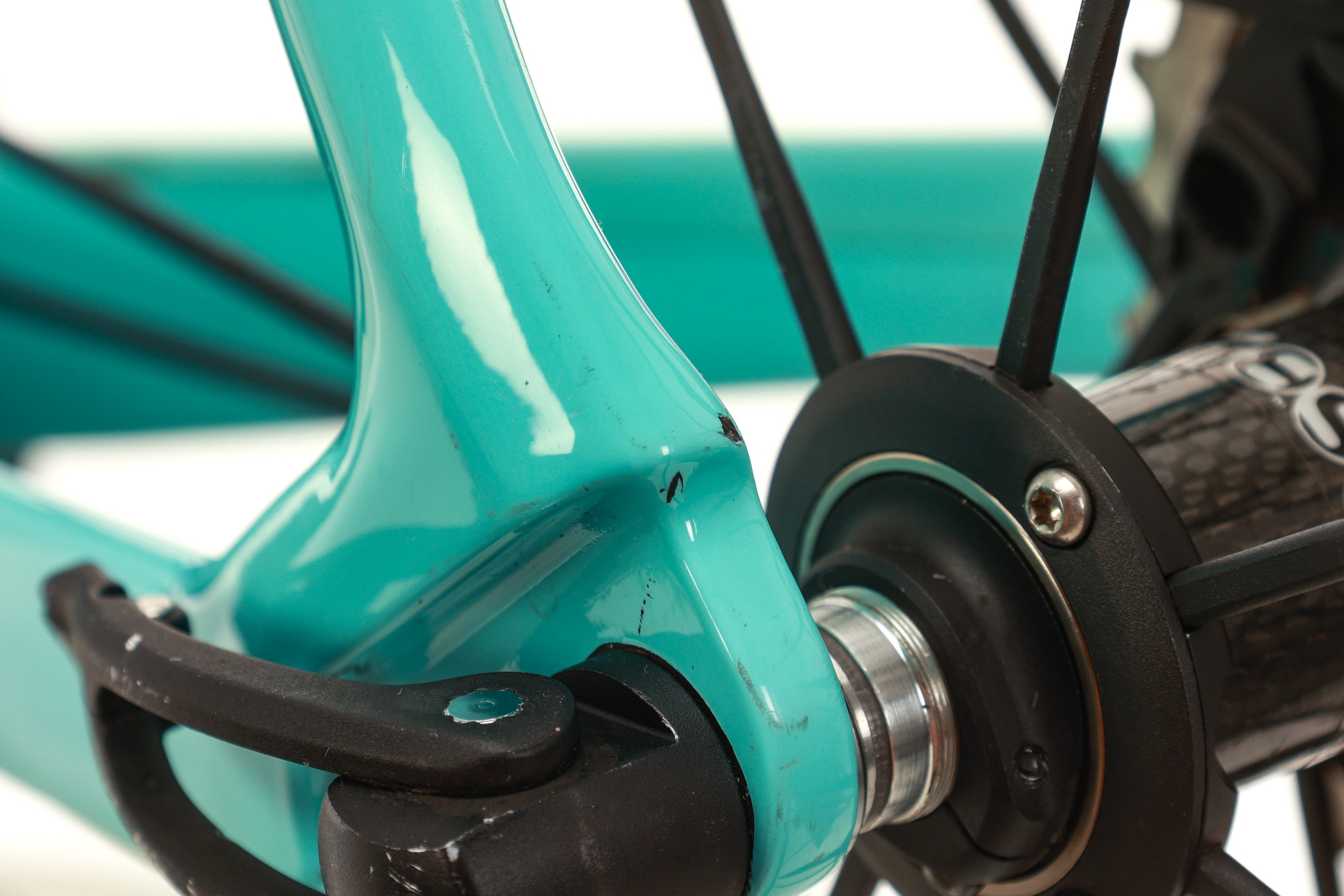Bianchi Oltre XR4 Carbon Road Bike 2020 - 55cm Size | Lightweight Racing Bicycle for Men & Women | Perfect for Road Racing, Triathlons & Endurance Training