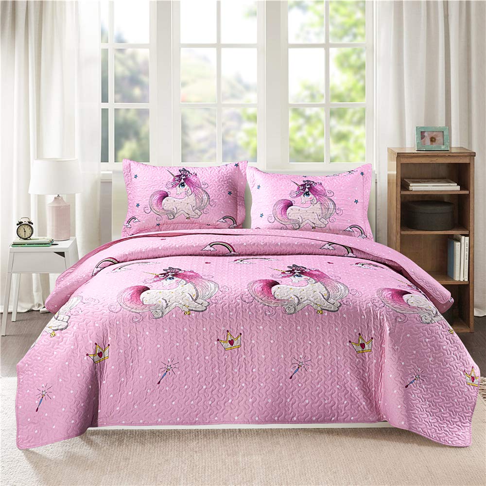 **Pink Unicorn Reversible Quilt Set for Twin Bed – Lightweight Girls' Quilt Coverlet with Pillow Shams | Soft Bedspread for Kids' Room, Sleepovers & Cozy Bedtime**