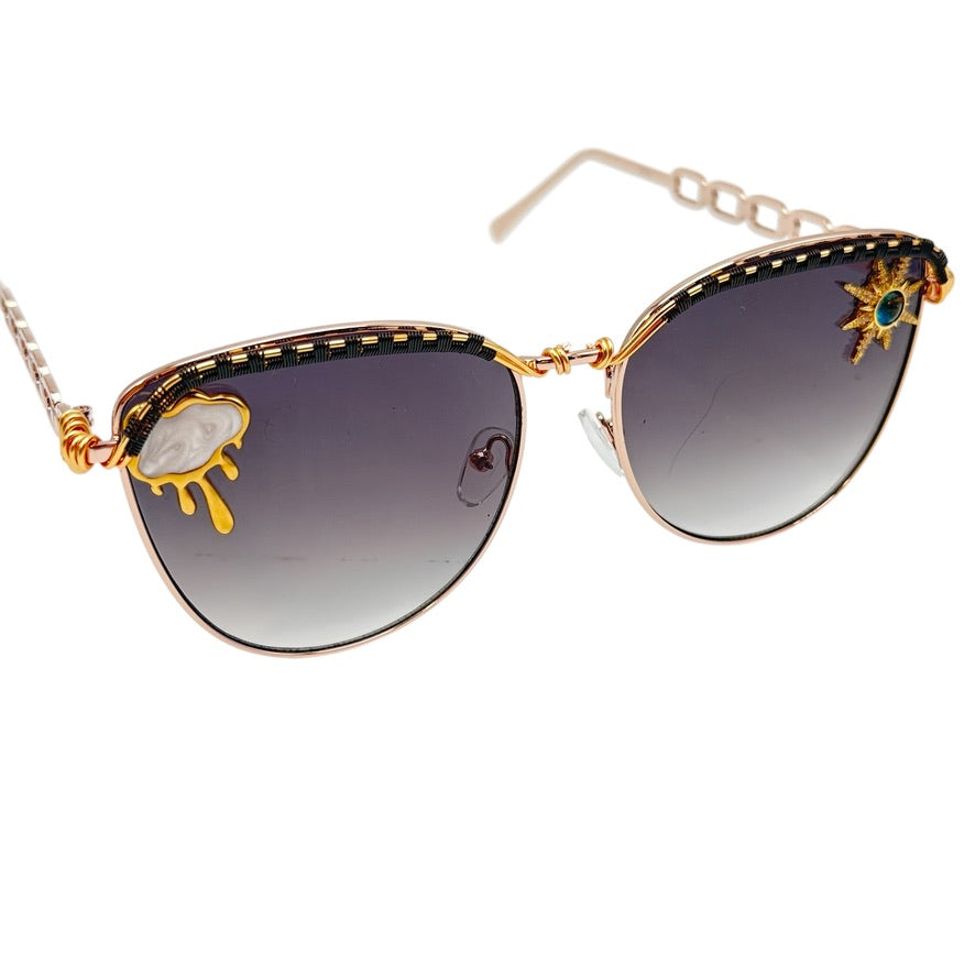 CLOUDY RAYS Limited Edition Sunglasses - UV Protection Polarized Aviator Glasses for Men & Women | Perfect for Driving, Beach, and Outdoor Activities