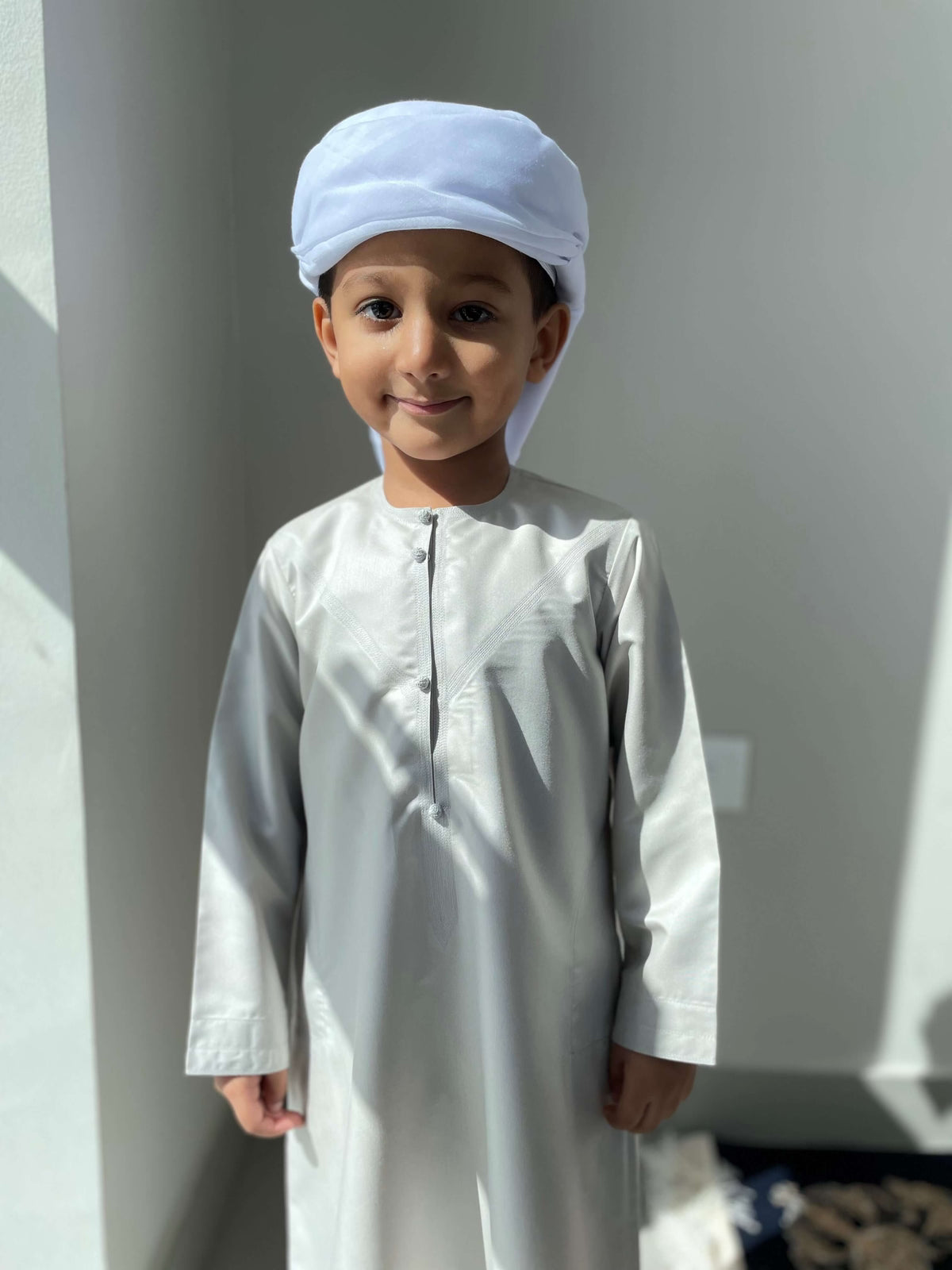 Light Green Emirati Baby Jubba - Traditional Arabic Dress for Infants - Perfect for Eid, Weddings & Special Occasions