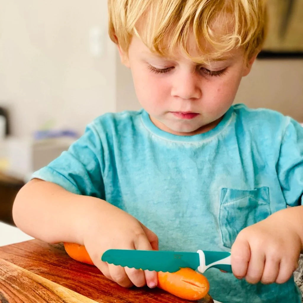 Kiddi Kutter Safe Kids Knife - Green Plastic Safety Knife for Toddlers to Cut Food Independently | Perfect for Lunchboxes, Picnics & Learning Kitchen Skills