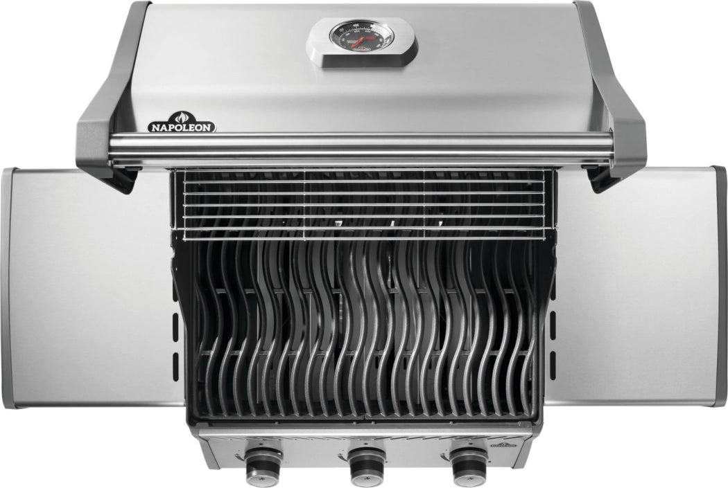 Napoleon Rogue 425 3-Burner Freestanding Stainless Steel Gas Grill for Outdoor BBQ, Backyard Cooking & Patio Entertaining