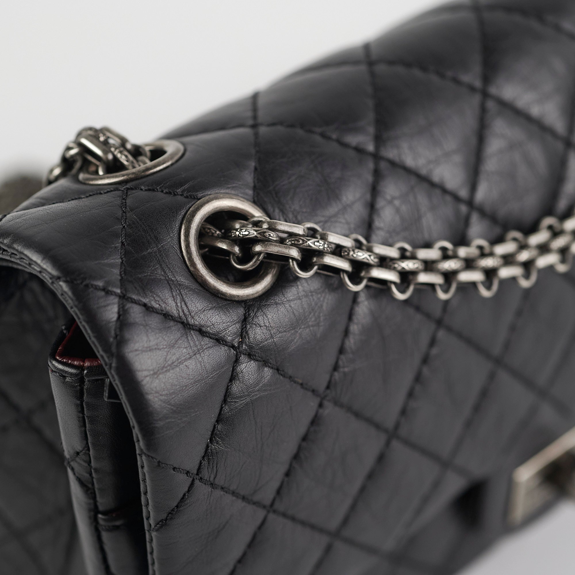 Authentic Chanel Reissue 225 Black Calfskin Leather Flap Bag - Luxury Handbag for Women, Perfect for Evening Events & Special Occasions
