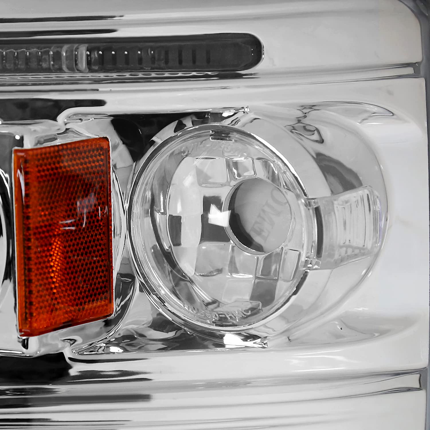 Spec-D Tuning Chrome Projector Headlights for 2005-2007 Dodge Dakota - Left & Right Pair Headlamp Assembly - Upgrade Your Truck's Style & Night Visibility
