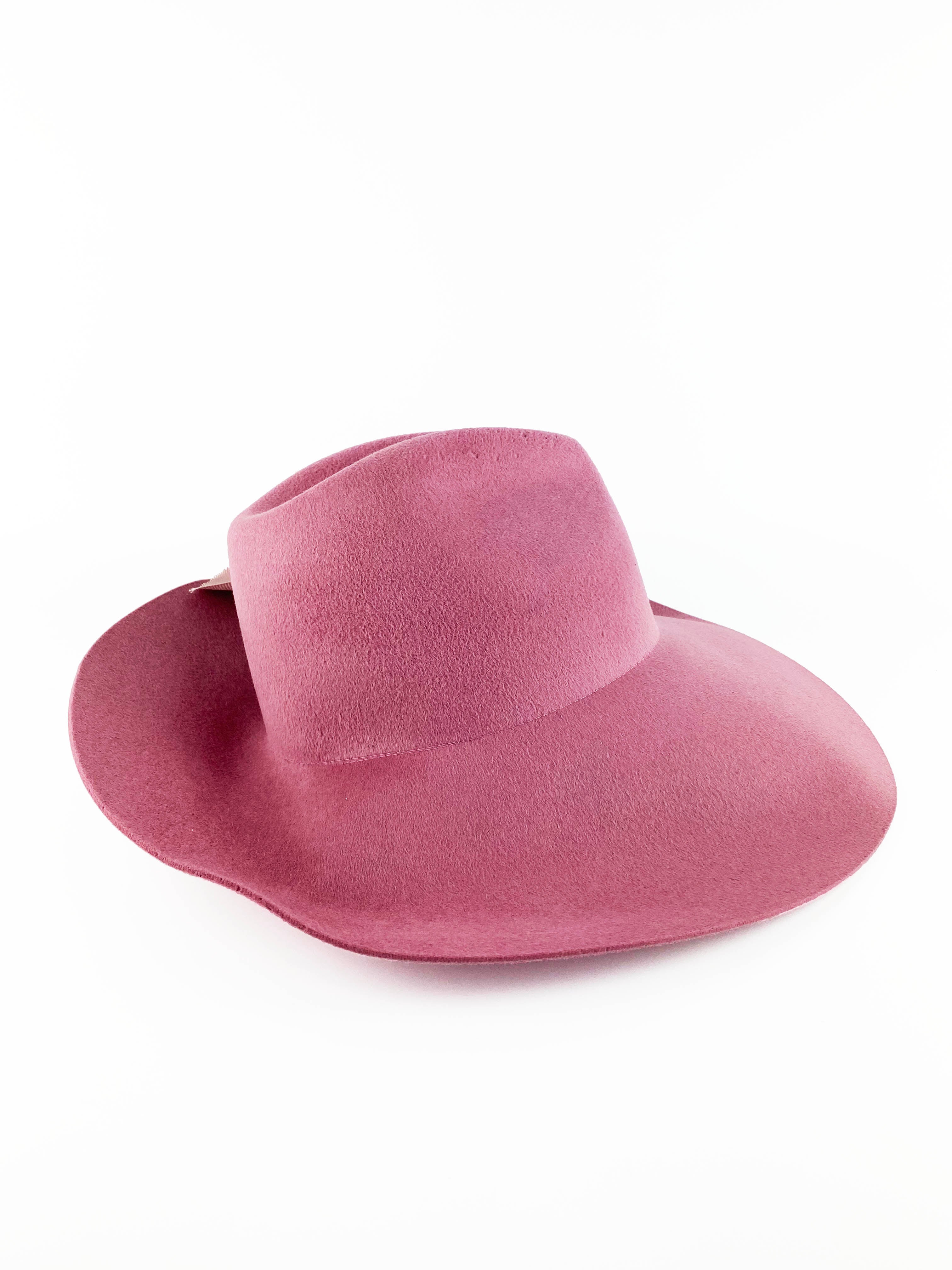 Gucci Pink Wide Brim Felt Hat with Floral Embellishments - Size 56 | Elegant Women's Fashion Accessory for Weddings, Garden Parties & Spring Outfits