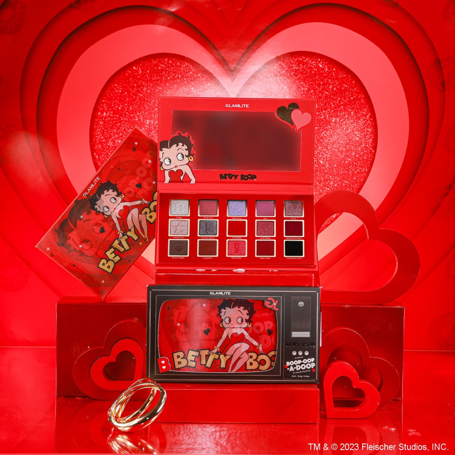 Betty Boop™ x Glamlite Eyeshadow Palette - 18 Vibrant Colors, Cruelty-Free & Vegan Makeup - Perfect for Party, Halloween & Cosplay Looks