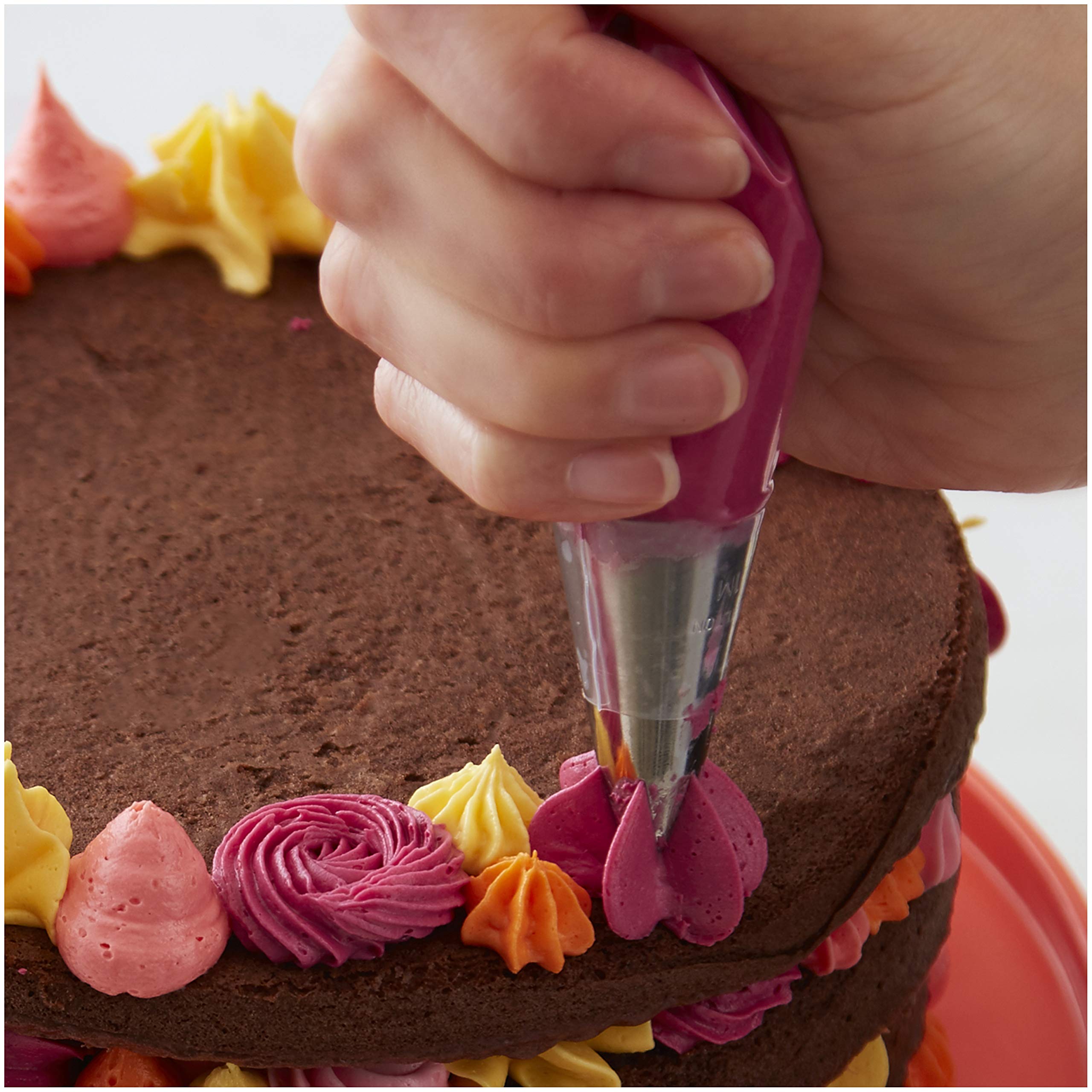 Wilton 12-Inch Disposable Piping Bags for Cake Decorating - 24 Pack White Icing Bags | Flexible, Microwave-Safe Pastry Bags for Buttercream, Royal Icing & Fondant | Perfect for Birthday Cakes, Cupcakes & Cookie Decorating