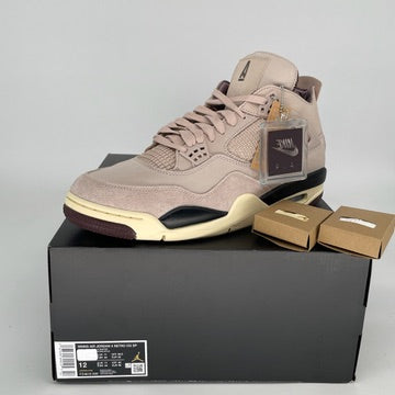 **Air Jordan 4 Retro 