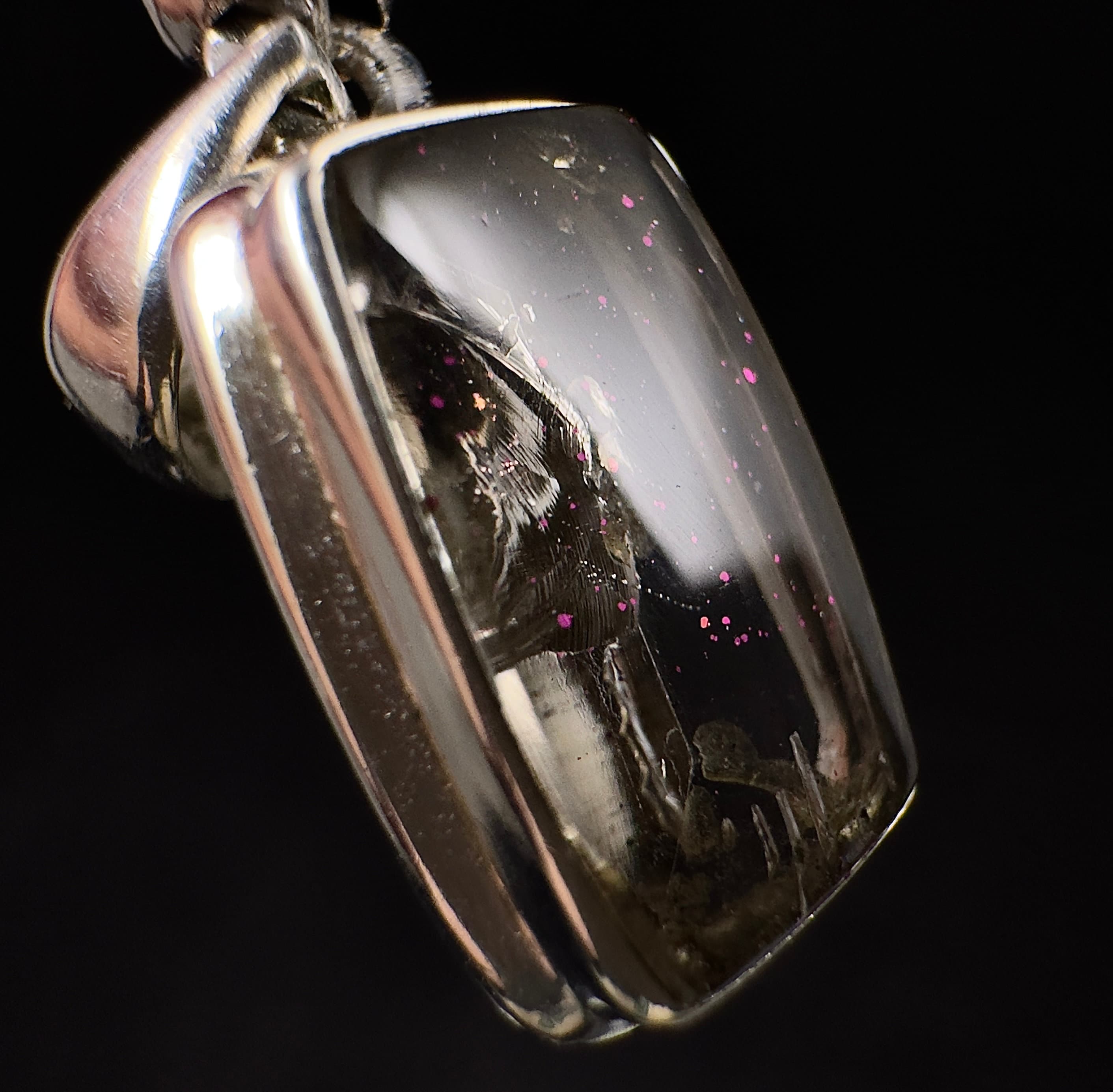 COVELLITE Pink Fire Quartz Crystal Pendant Necklace - Handmade Healing Stone Jewelry for Women, Chakra Balancing & Energy Healing - Perfect for Meditation, Yoga & Spiritual Gifts