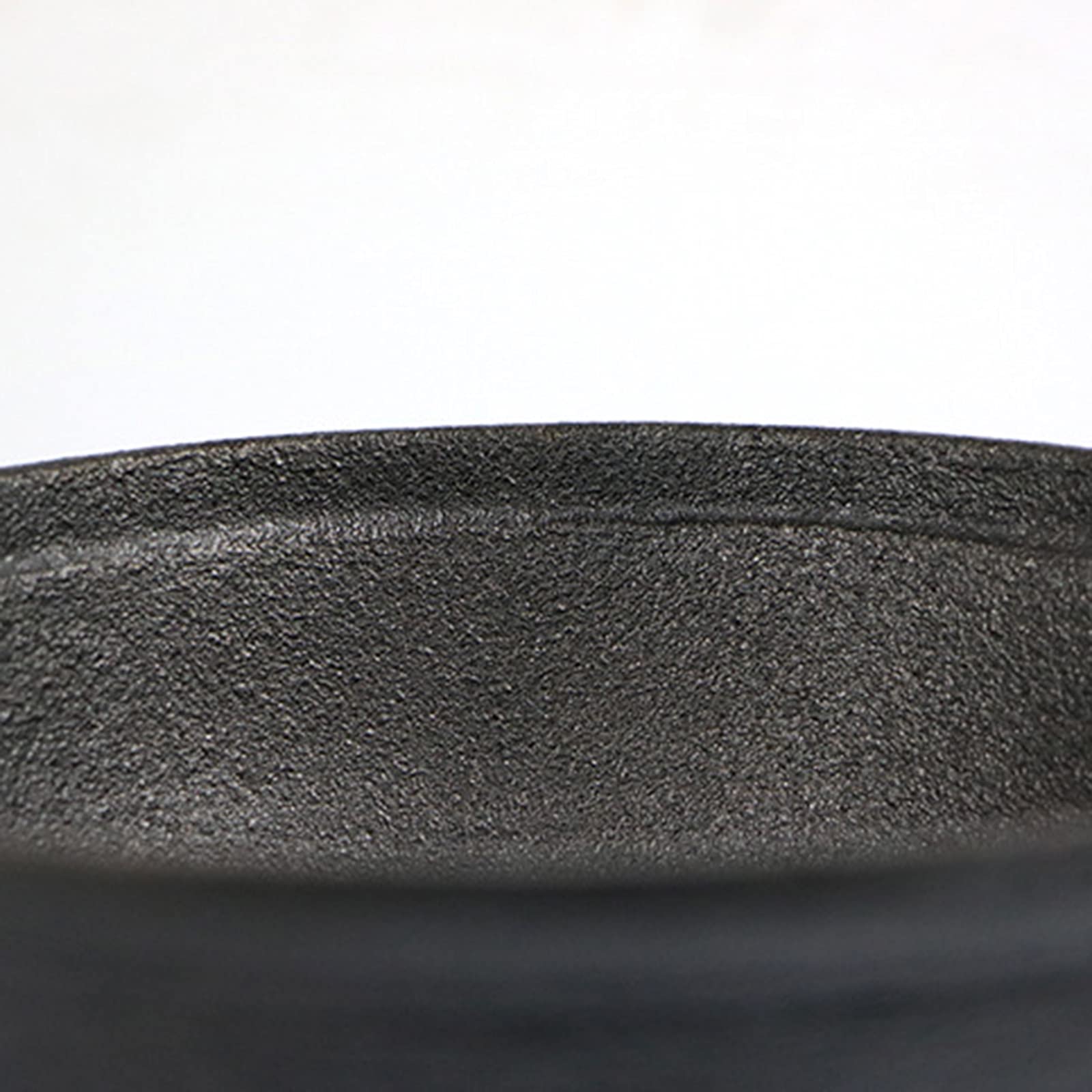 AIZYR Japanese Style Sukiyaki Cast Iron Nabe Pot with Wooden Lid - Traditional Tetsu Pot for Outdoor Camping, Hanging Stove Pan - Perfect for Hot Pot, Sukiyaki & Shabu-Shabu at Home or Picnics
