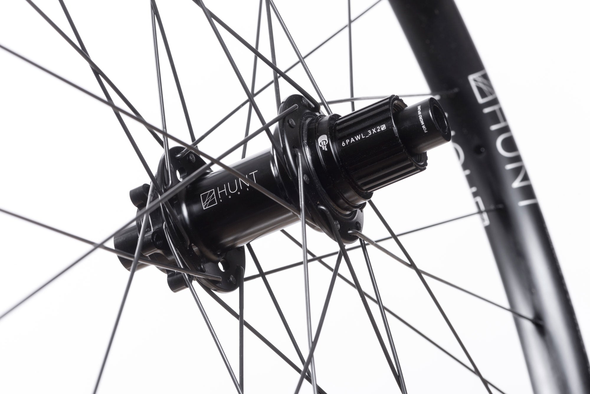 HUNT Trail Wide MTB 29 Wheelset - Lightweight & Durable Mountain Bike Wheels for Trail Riding - Perfect for Off-Road Cycling & Mountain Adventures