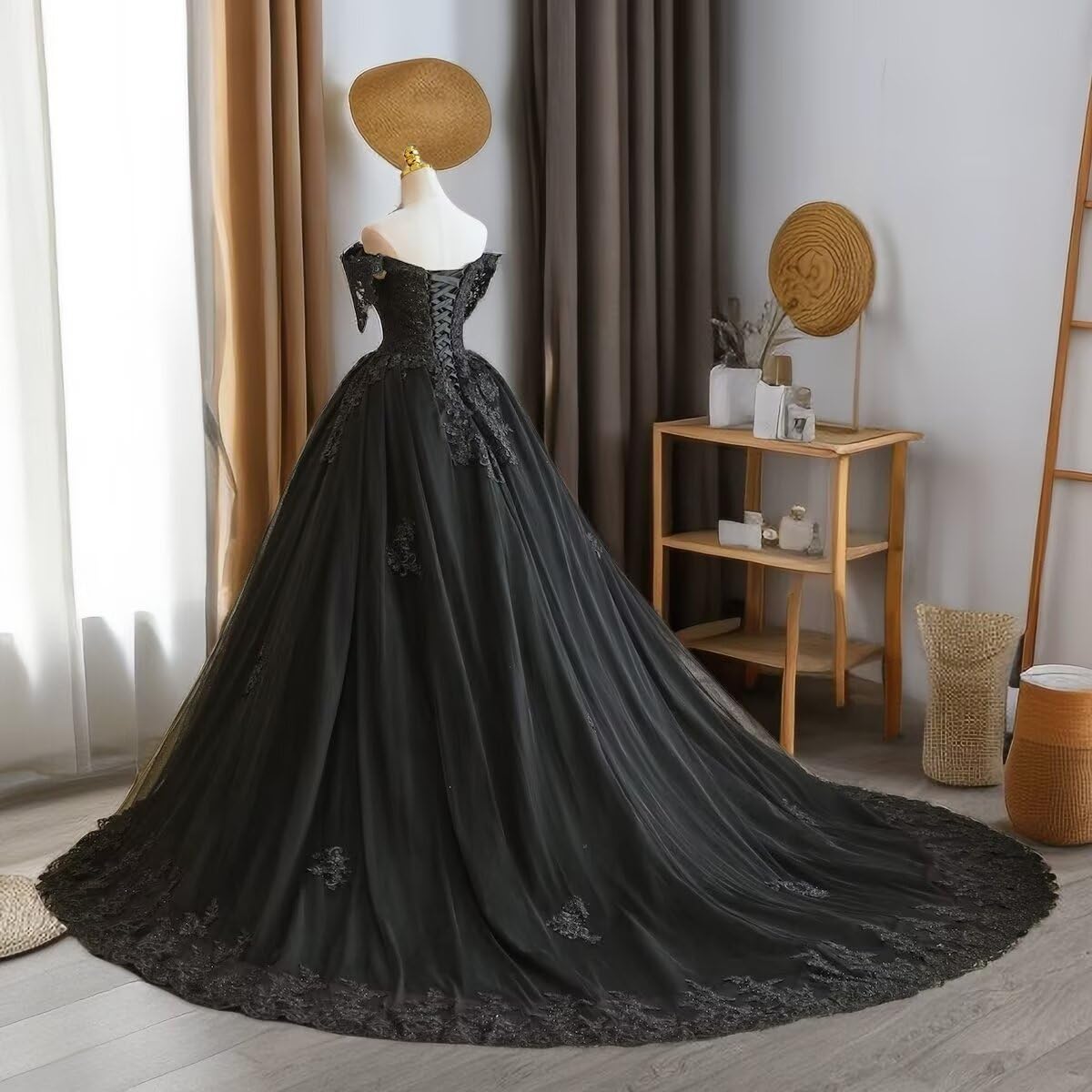 Elegant Black Off-The-Shoulder Puffy Tulle Wedding Dress with Lace Details & Train - Perfect for Bridesmaids, Prom, Evening Gowns & Formal Occasions