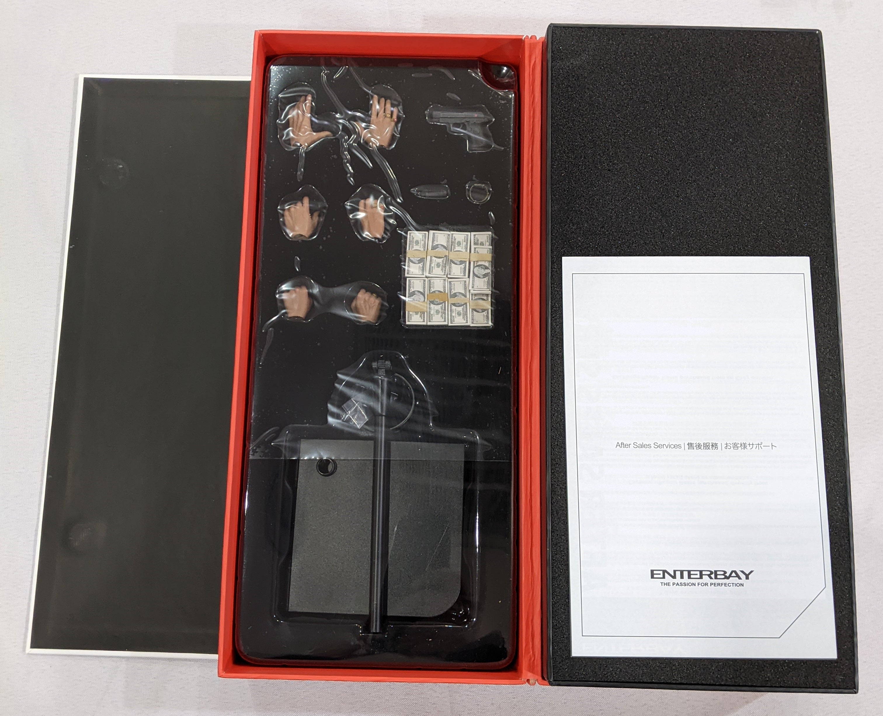 Enterbay Real Masterpiece 1/6 Scarface Tony Montana The Respect Version - Highly Detailed Sixth Scale Collectible Action Figure with Open Box - Perfect for Movie Fans and Collectors Display