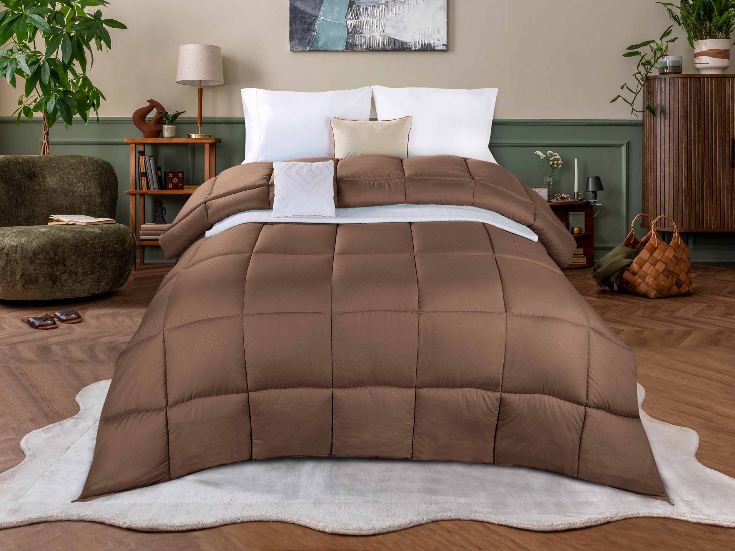 Luxury Basketweave Plush Down Alternative Comforter - Hypoallergenic & Breathable All-Season Bedding for Master Bedroom, Guest Room & Dorm