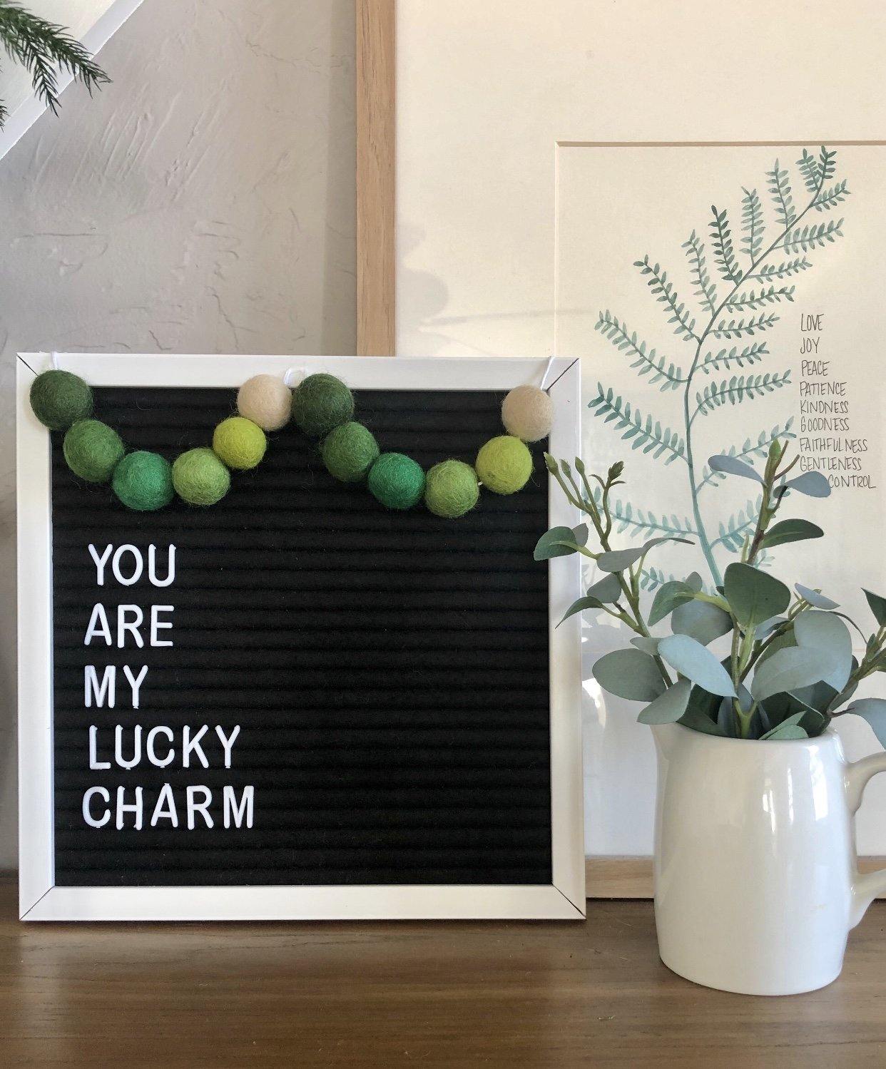 St. Patrick's Day Shamrock Garland - Irish Themed Party Decor for Home, Office & Festive Celebrations