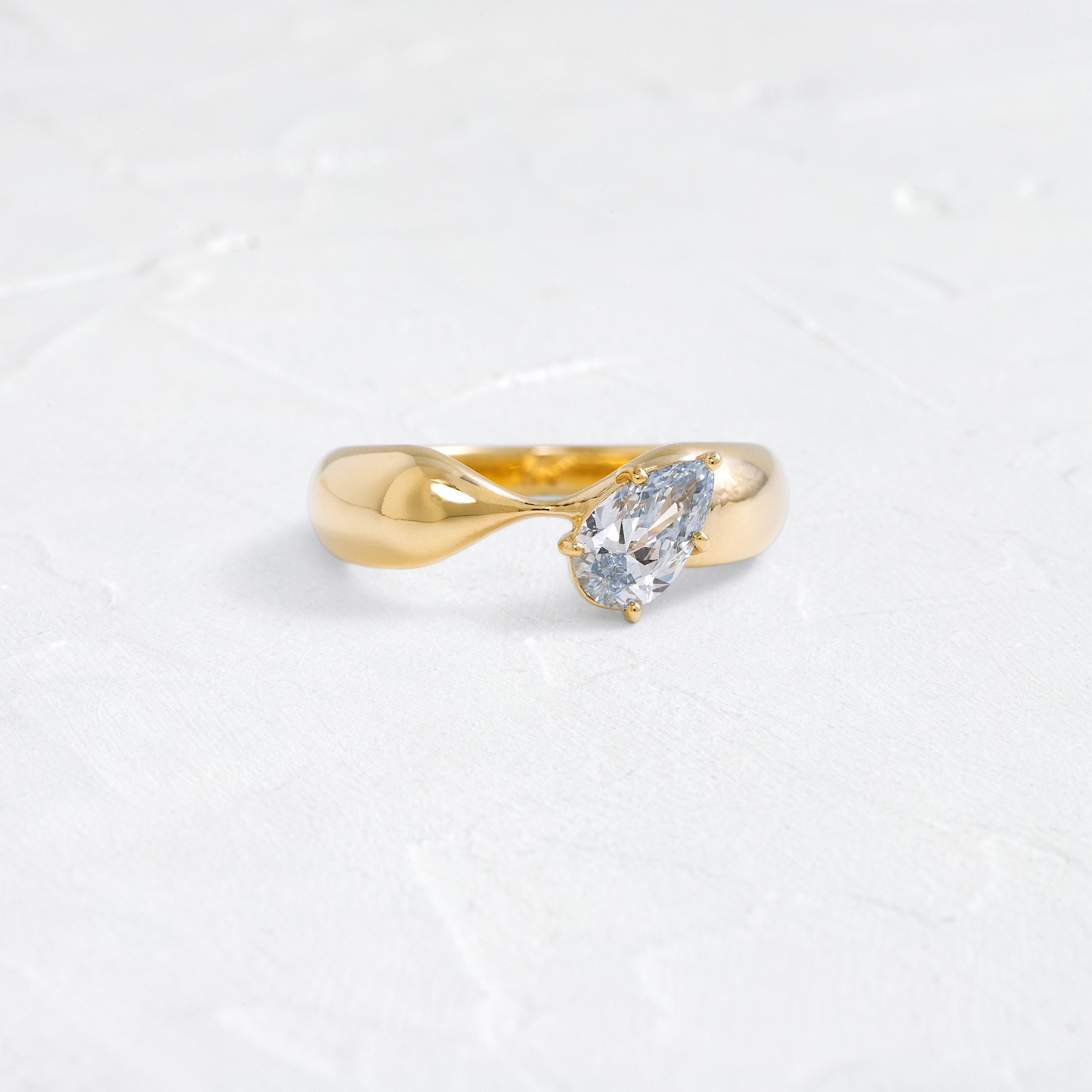 0.77ct Lab Grown Blue Diamond Dialogue Band - Elegant Engagement & Wedding Ring for Women | Perfect for Proposals, Anniversaries & Special Occasions